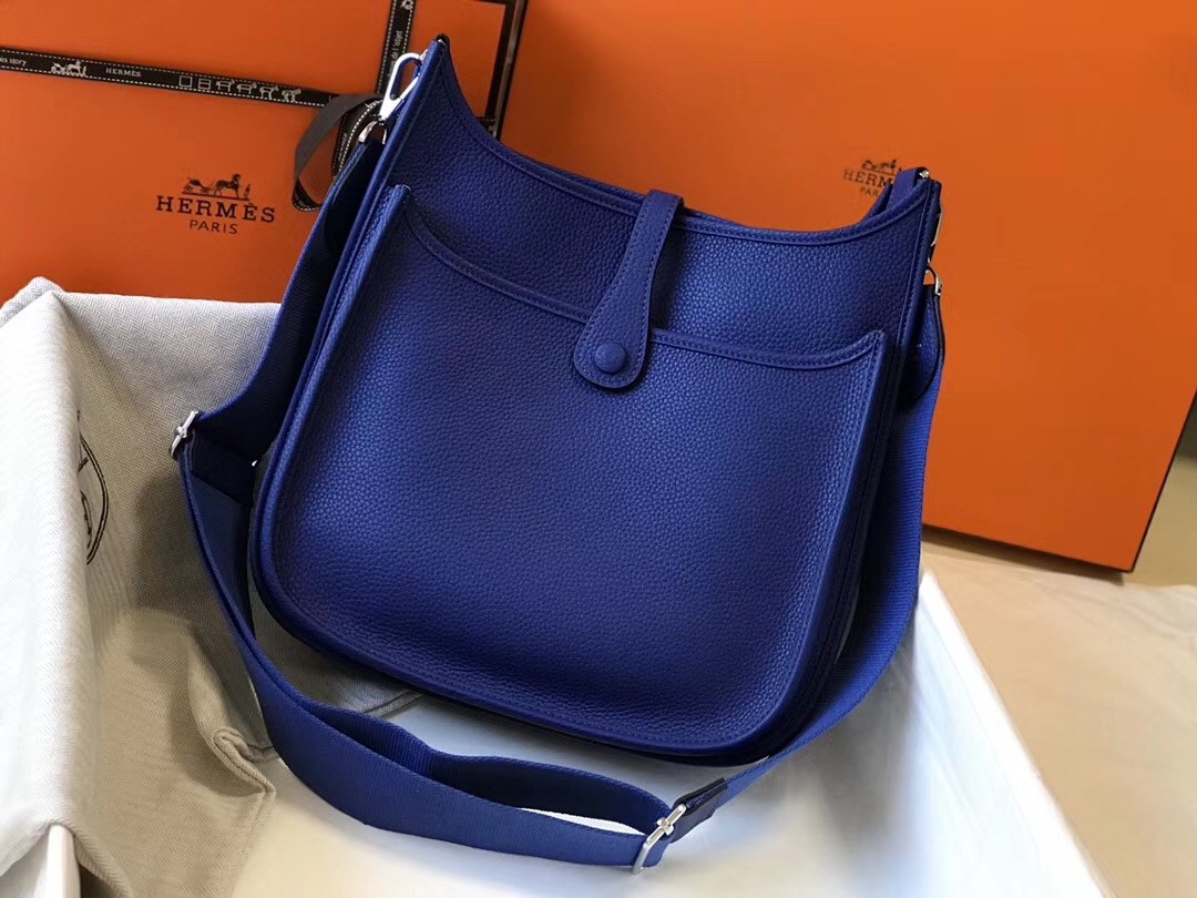 H**mes evelyne iii 29 pm bag in blue electric clemence leather