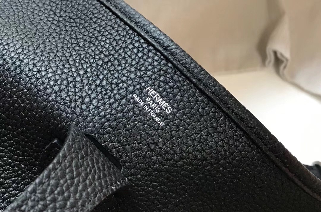 H**mes evelyne iii 29 pm bag in black clemence leather