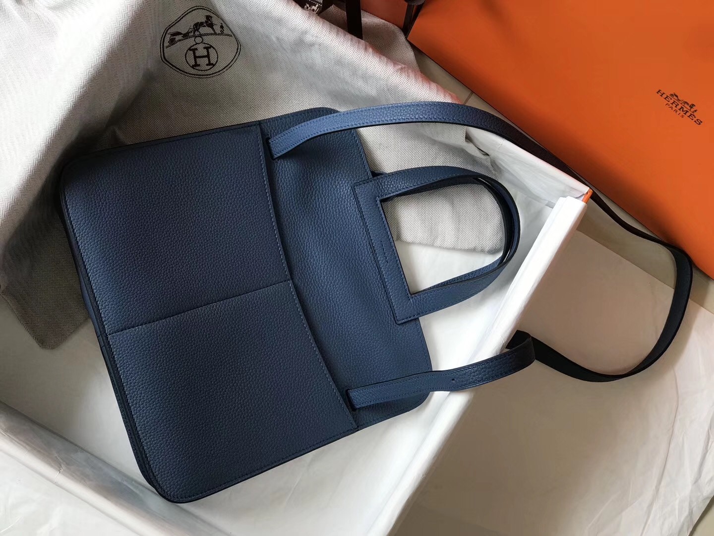 H**mes halzan 31cm bag in blue agate clemence leather
