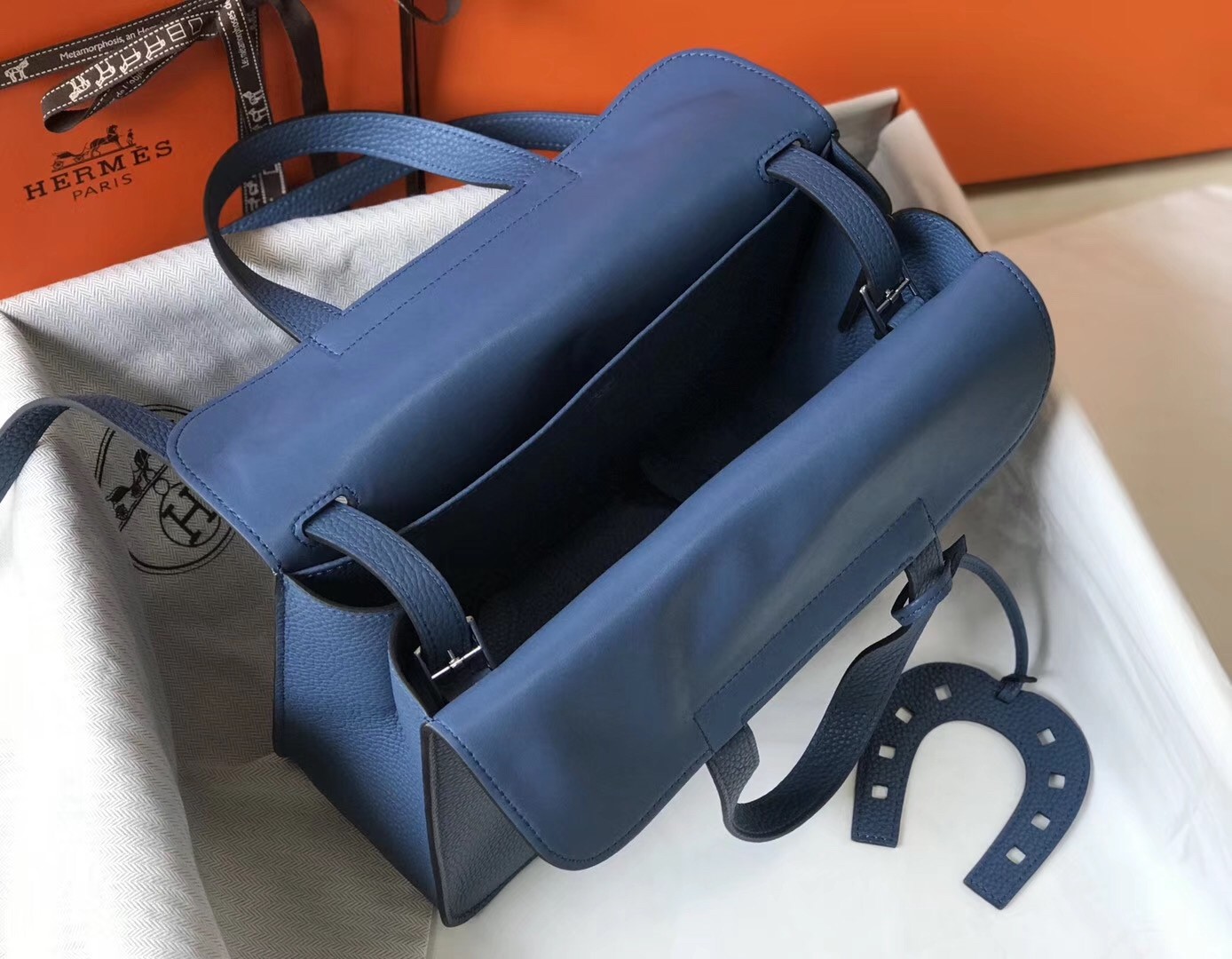 H**mes halzan 31cm bag in blue agate clemence leather