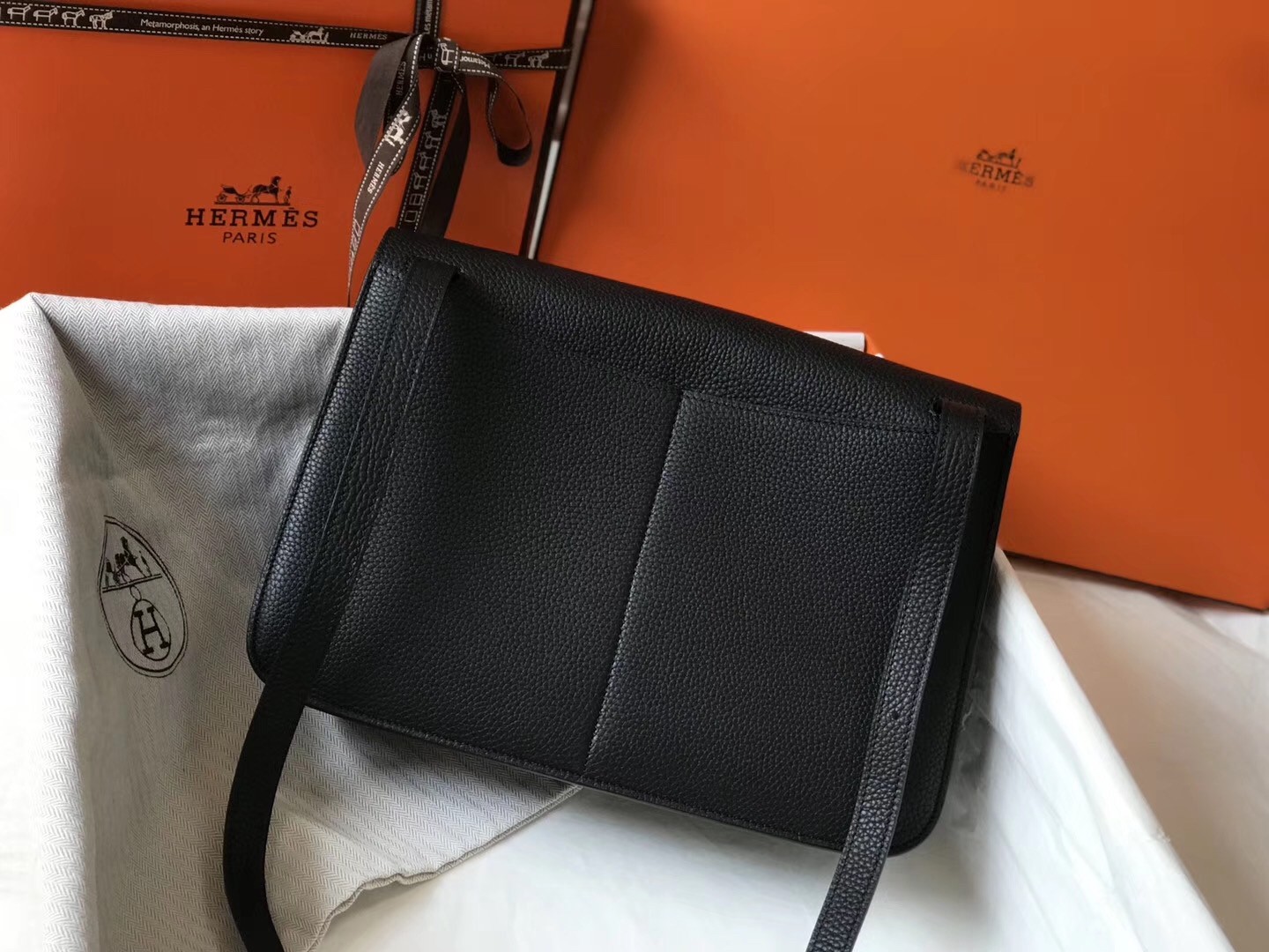 H**mes halzan 31cm bag in black clemence leather
