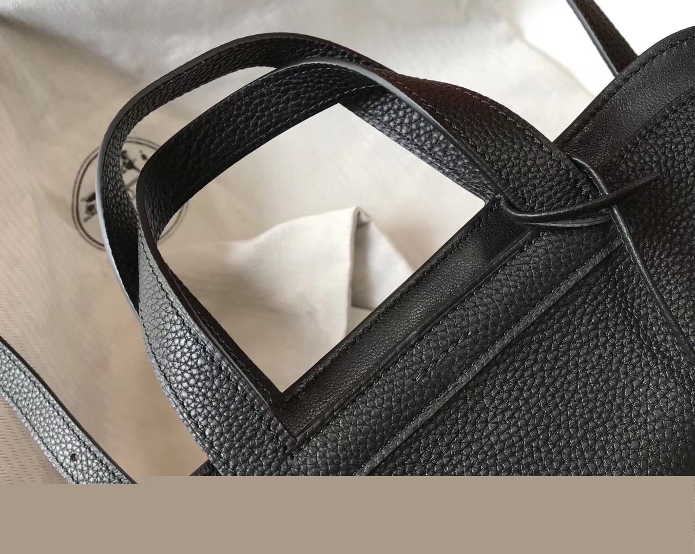 H**mes halzan 31cm bag in black clemence leather