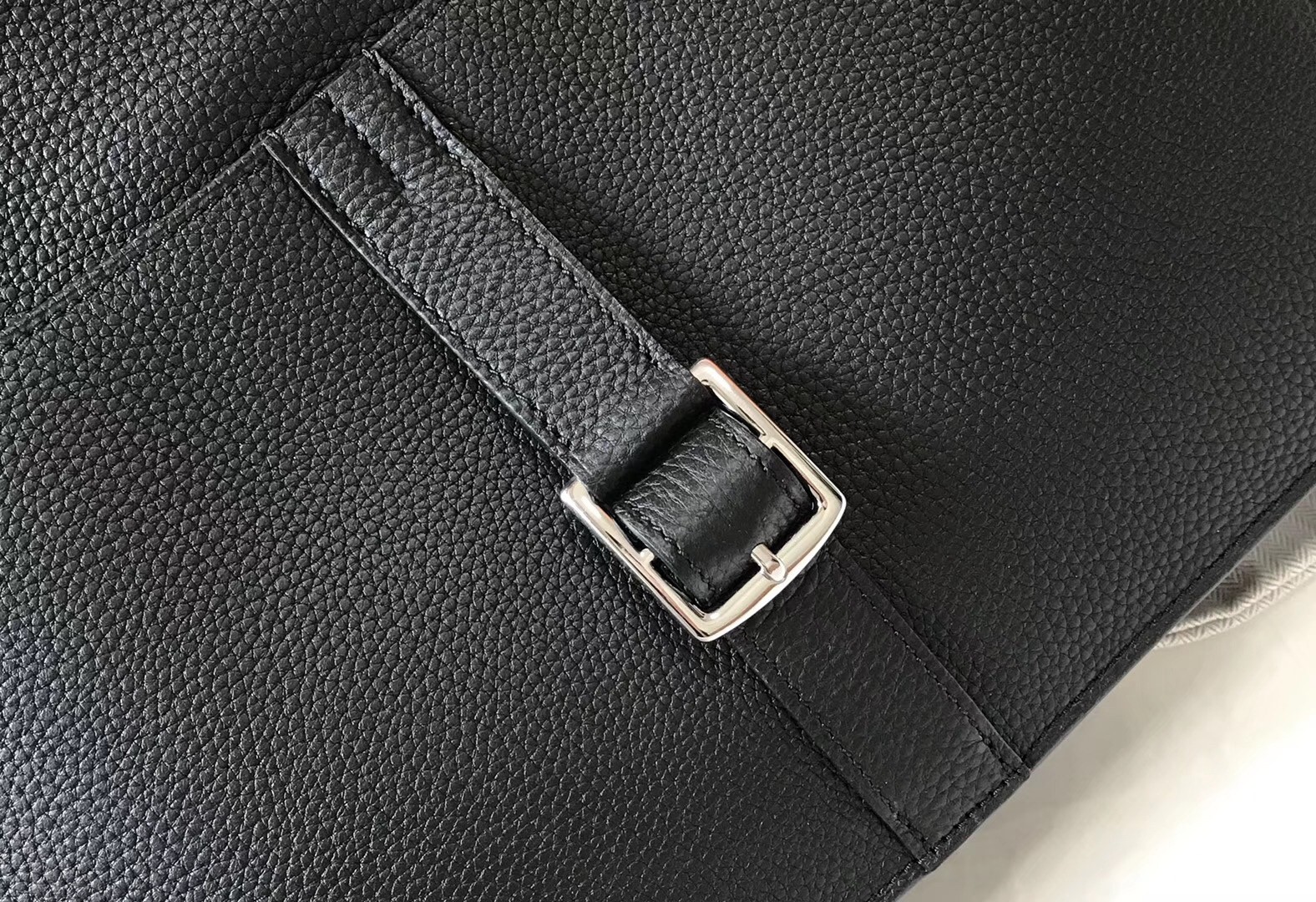 H**mes halzan 31cm bag in black clemence leather