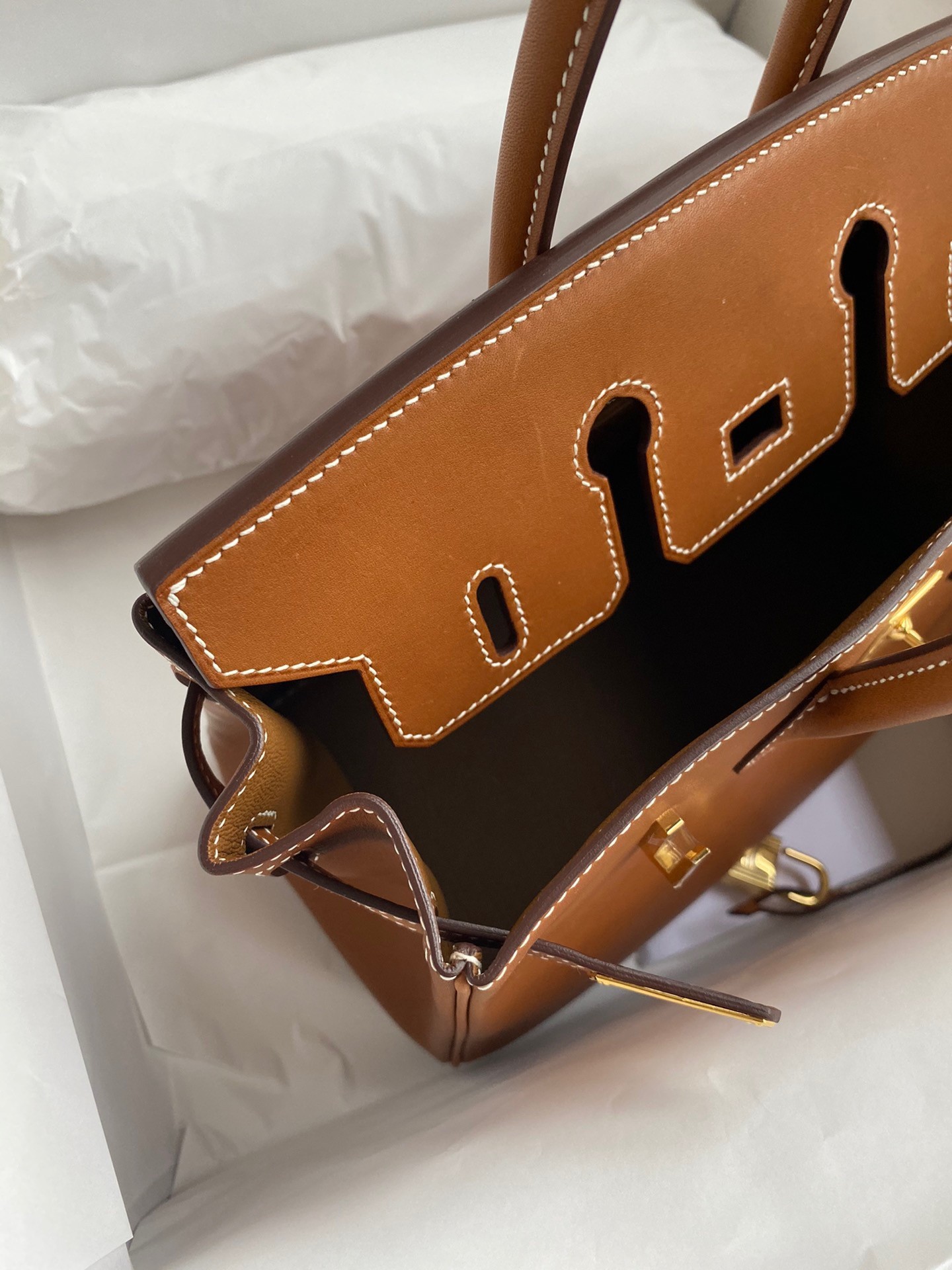 H**mes birkin 25 retourne handmade bag in gold barenia calfskin