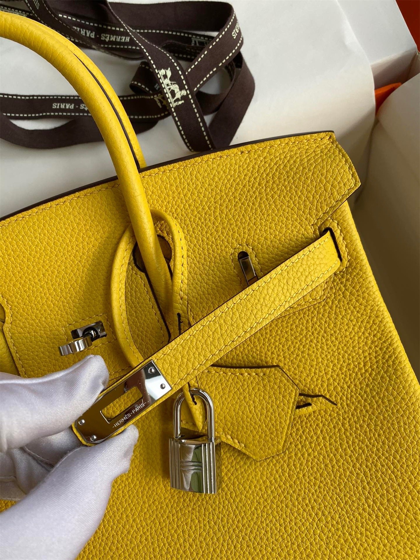 H**mes birkin 25 retourne handmade bag in jaune de naples clemence leather