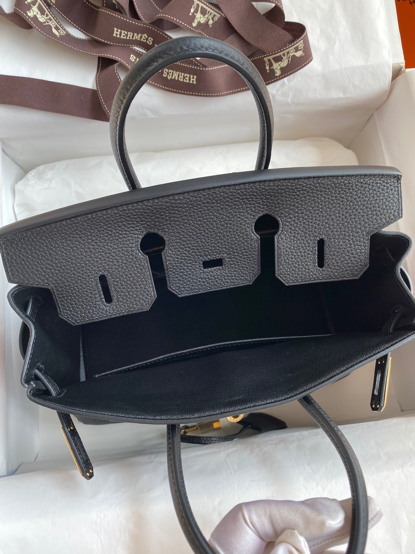 H**mes birkin 25 retourne handmade bag in black clemence leather