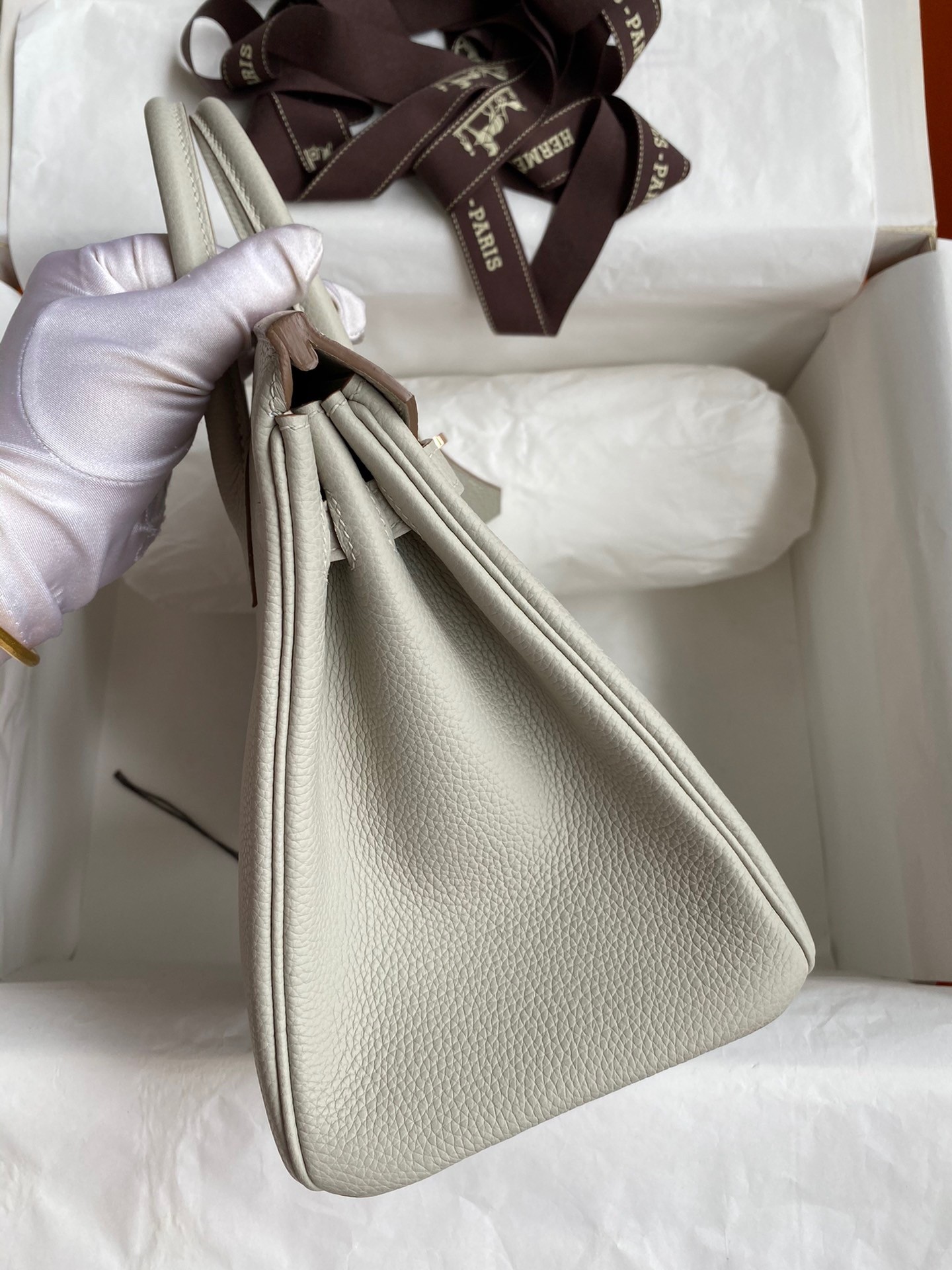 H**mes birkin 25 retourne handmade bag in pearl grey clemence leather