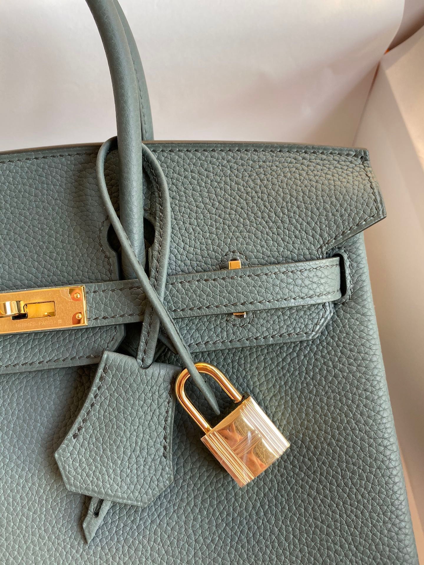 H**mes birkin 25 retourne handmade bag in vert amande clemence leather