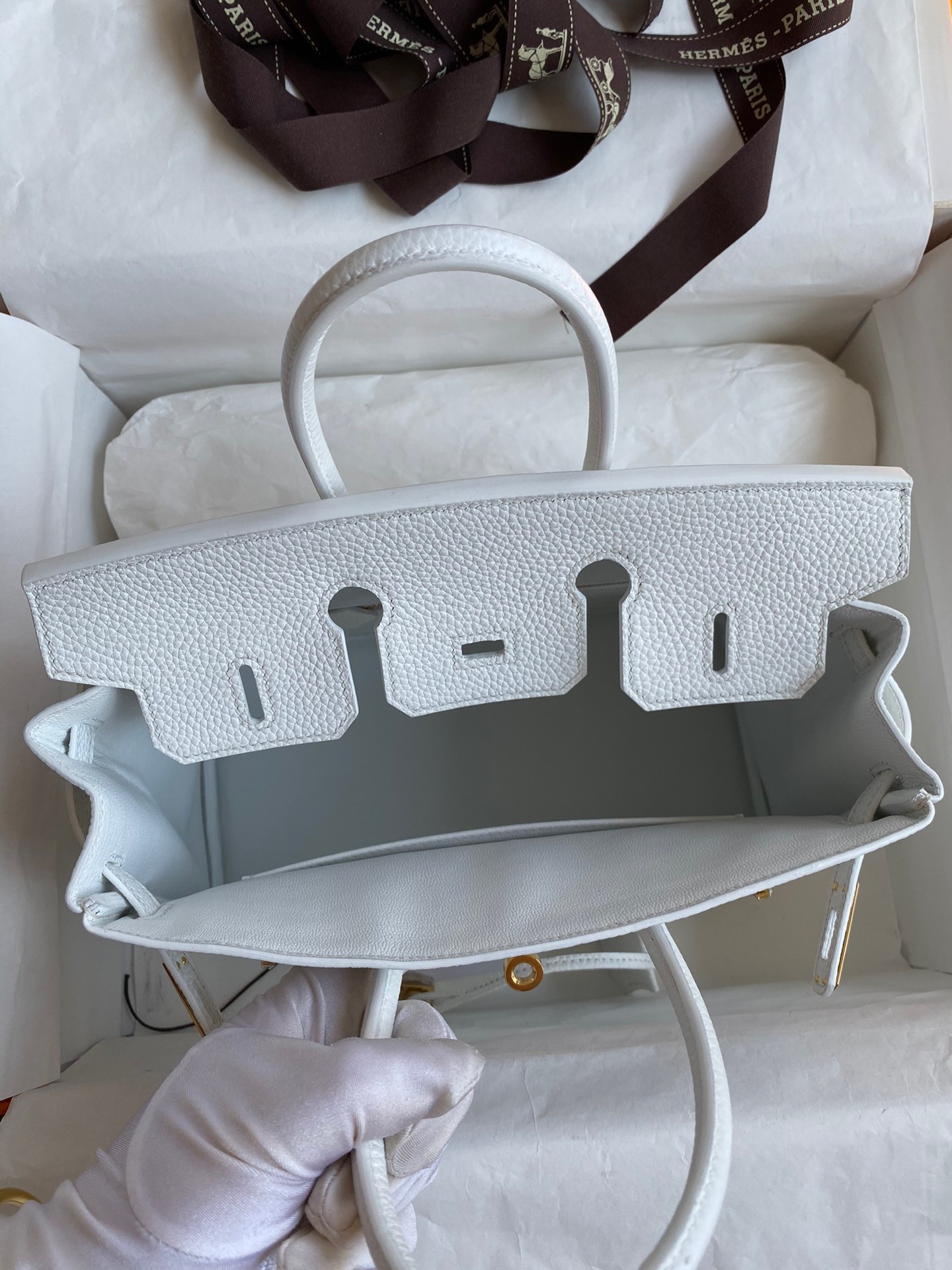 H**mes birkin 25 retourne handmade bag in white clemence leather