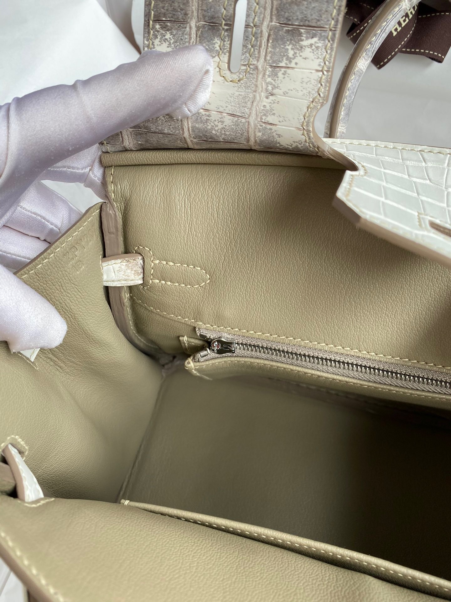 H**mes birkin 25 diamond bag in himalaya niloticus crocodile skin
