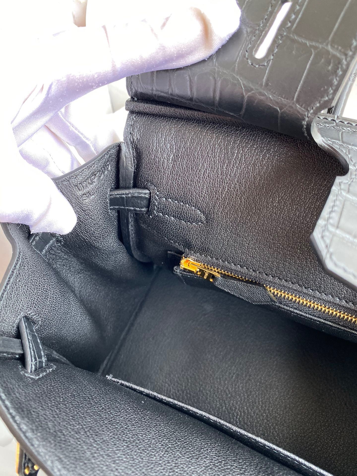H**mes birkin 25 handmade bag in black crocodile niloticus matte skin
