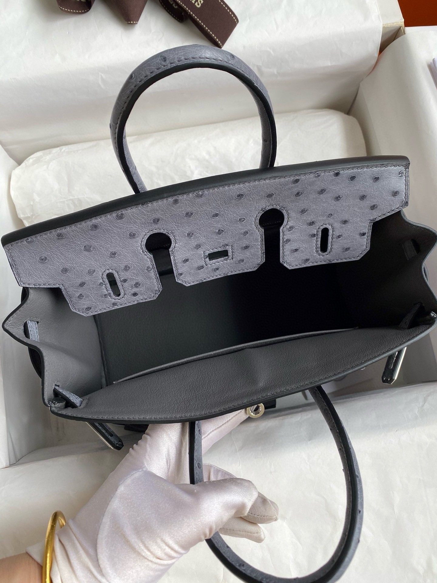 H**mes birkin 25 retourne handmade bag in gris agate ostrich leather
