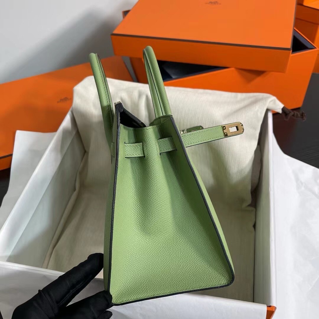 H**mes birkin 25 sellier handmade bag in vert criquet epsom calfskin