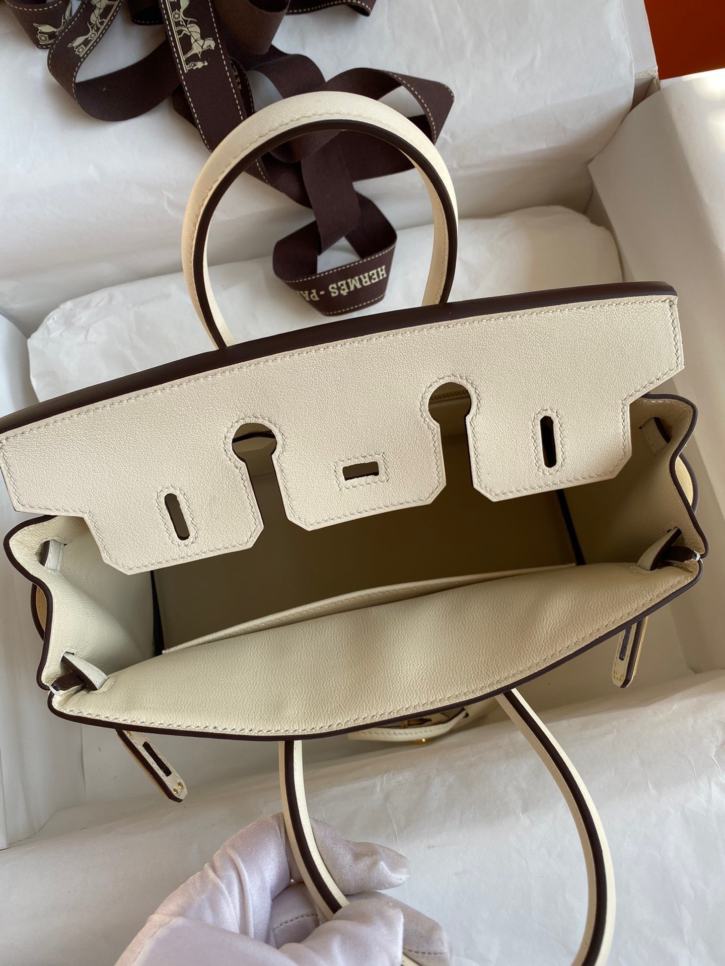 H**mes birkin 25 retourne handmade bag in nata swift calfskin