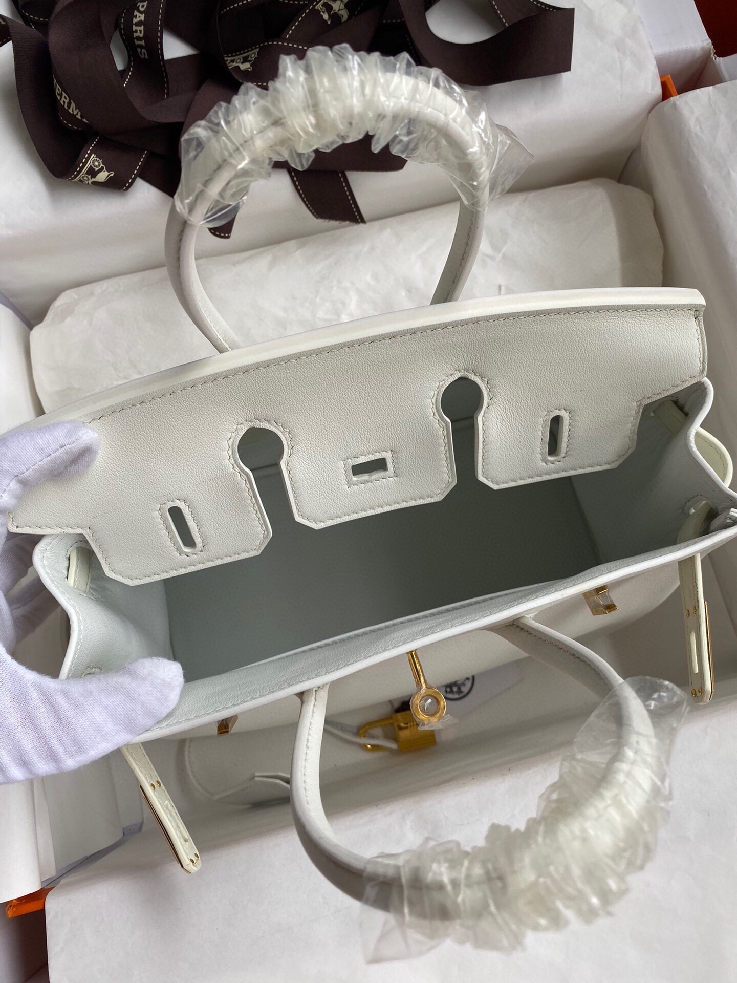 H**mes birkin 25 retourne handmade bag in white swift calfskin