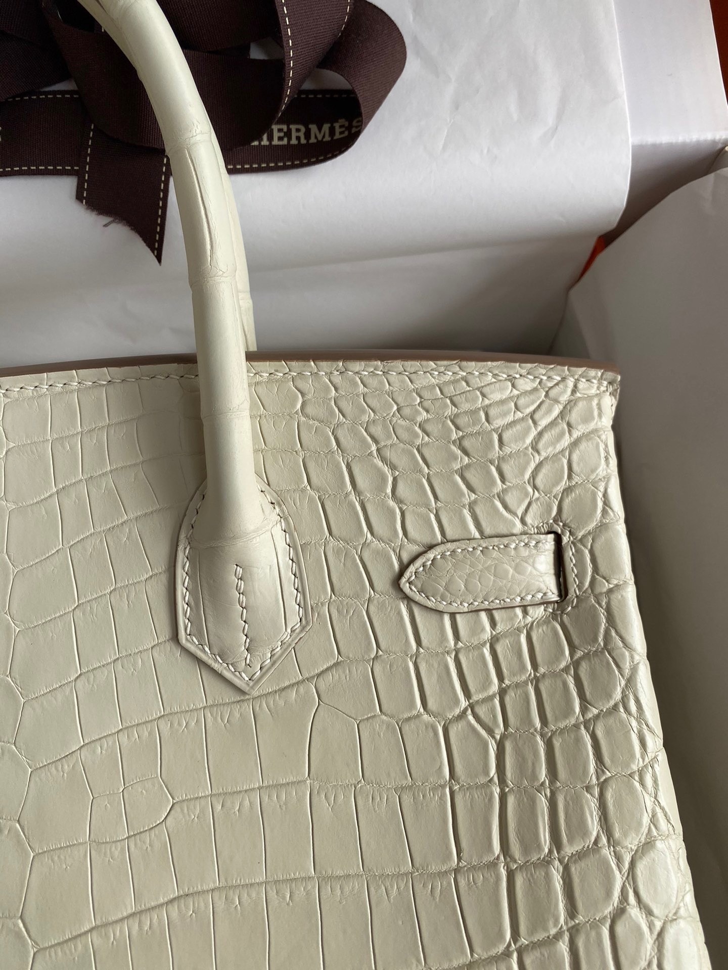 H**mes birkin 30 handmade bag in craie crocodile niloticus matte skin