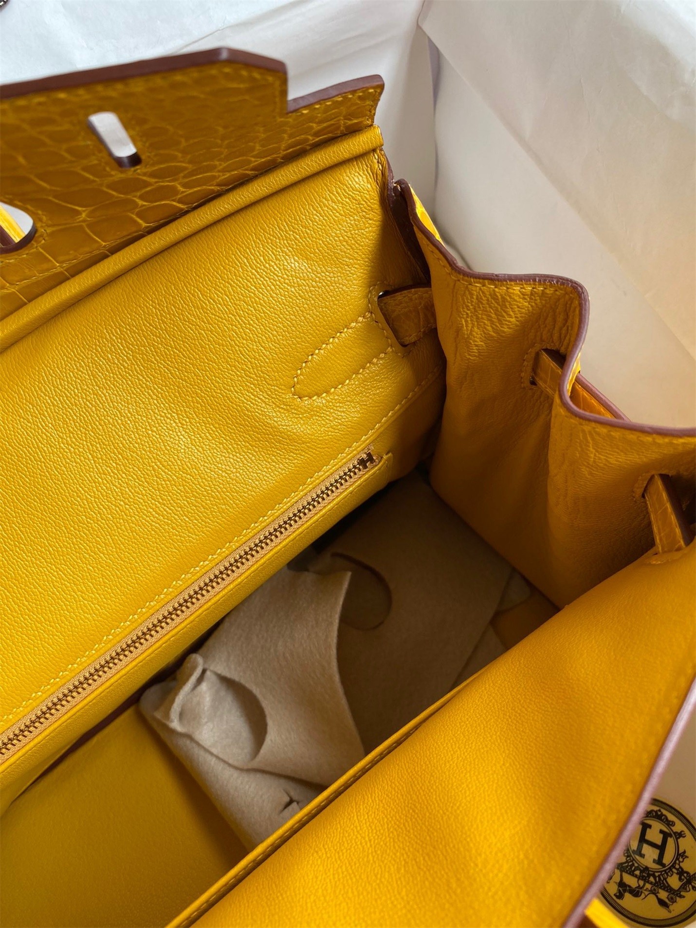 H**mes birkin 30 handmade bag in jaune ambre crocodile niloticus shiny skin