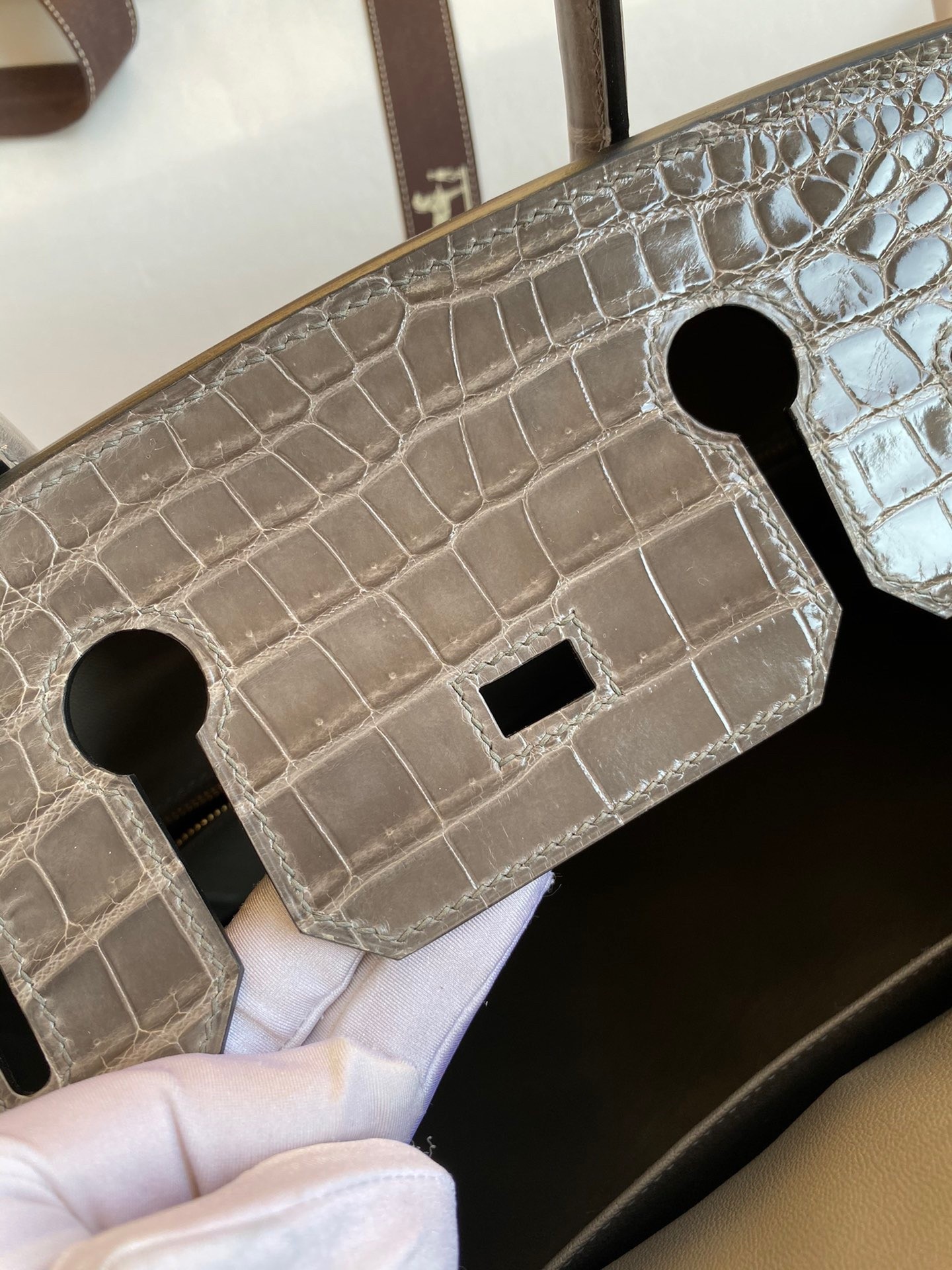 H**mes birkin 30 handmade bag in gris tourterelle crocodile niloticus shiny skin