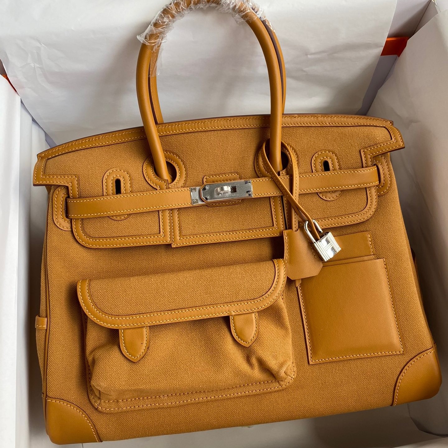 H**mes cargo birkin 35cm limited-edition bag in sesame canvas