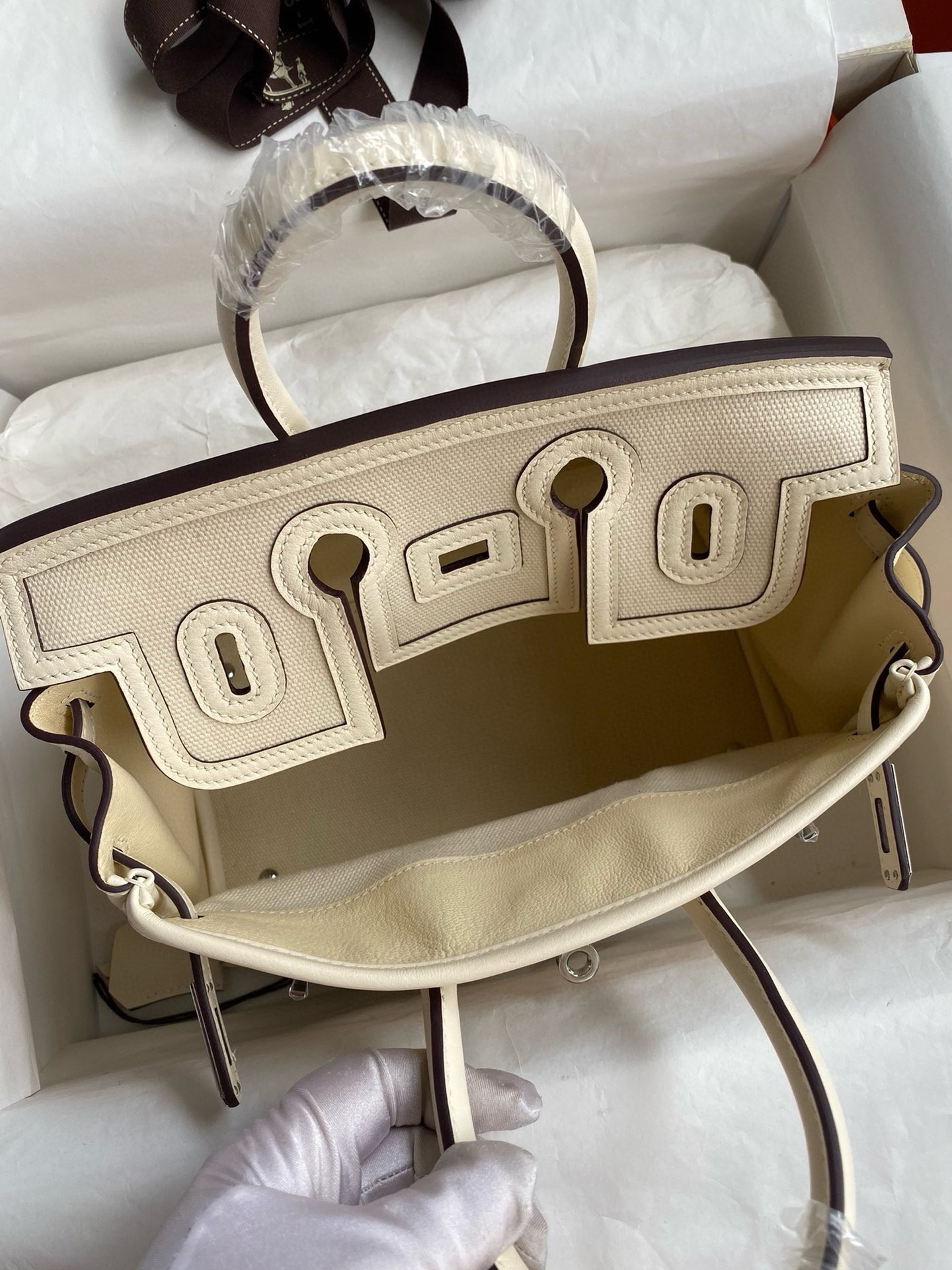 H**mes birkin cargo 25 bag in craie toile and swift leather