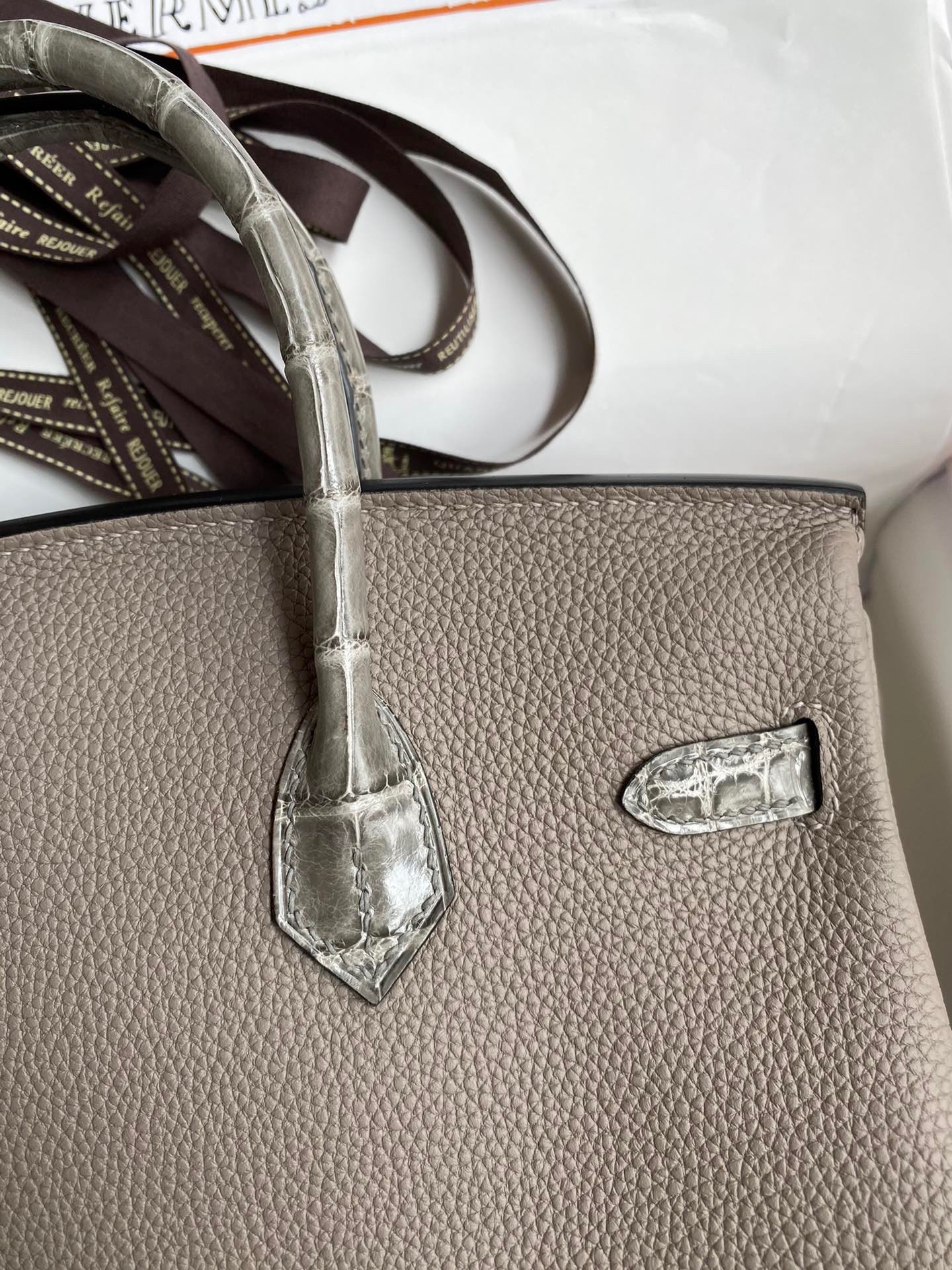 H**mes touch birkin 25 bag in gris asphalt shiny niloticus crocodile skin
