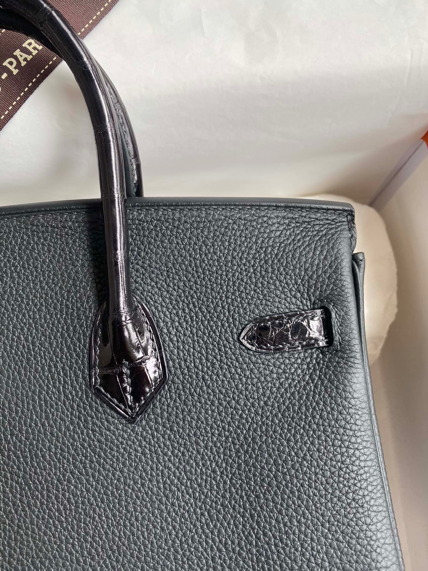 H**mes touch birkin 25 bag in black togo and shiny alligator leather
