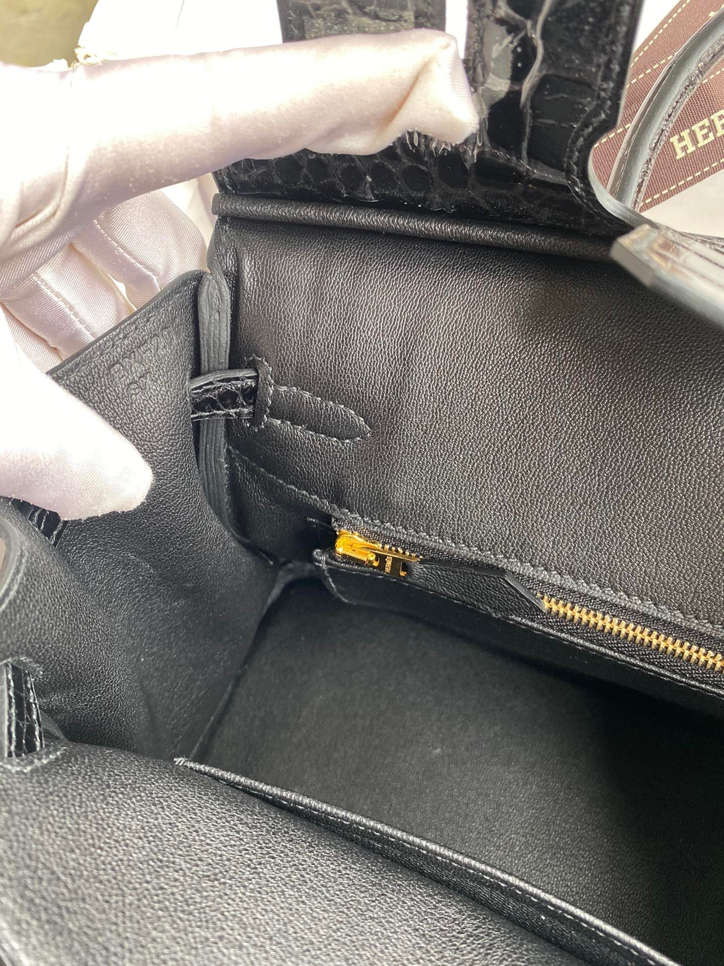 H**mes touch birkin 25 bag in black togo and shiny alligator leather