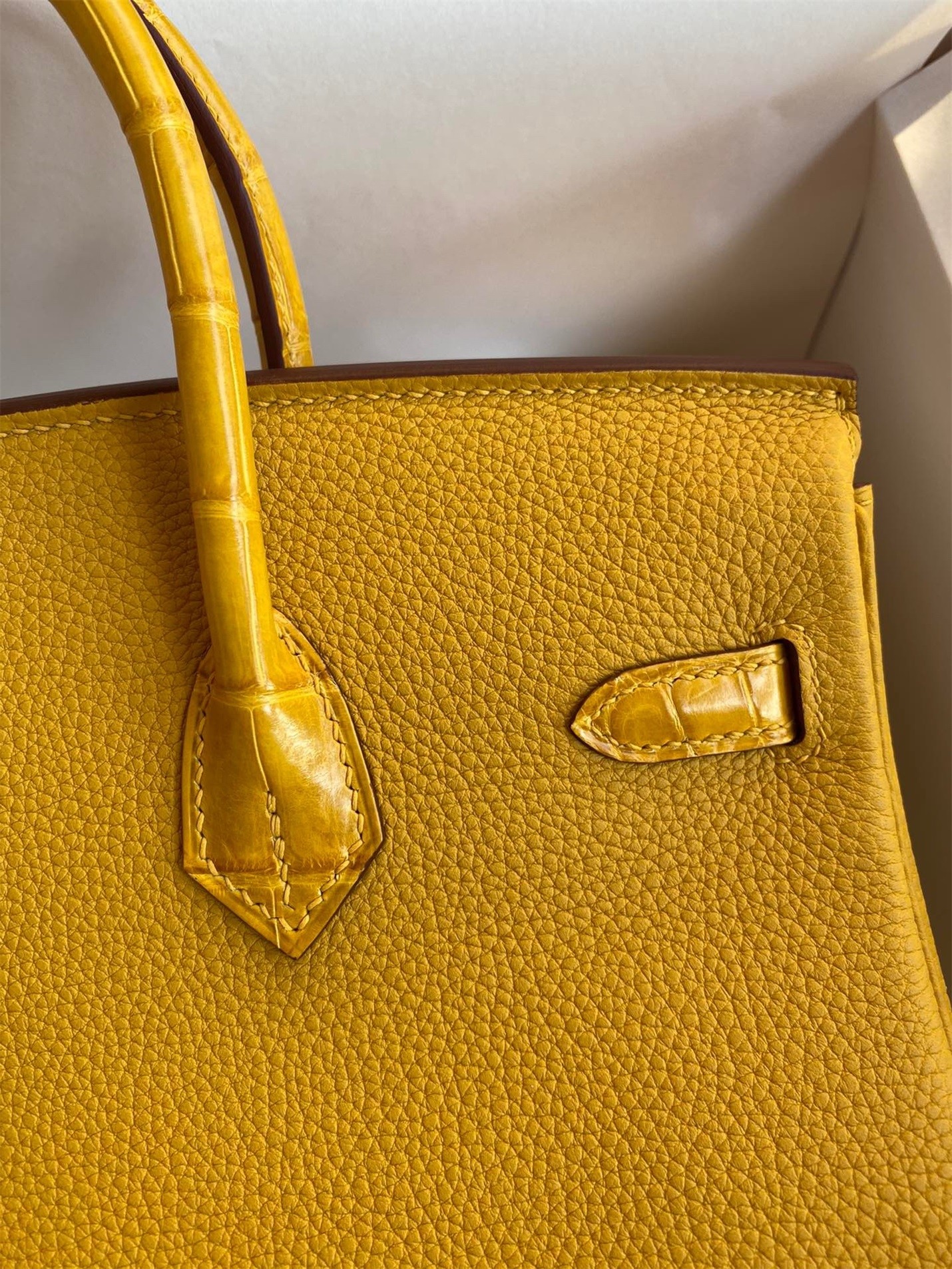 H**mes touch birkin 25 bag in yellow togo and matte alligator leather