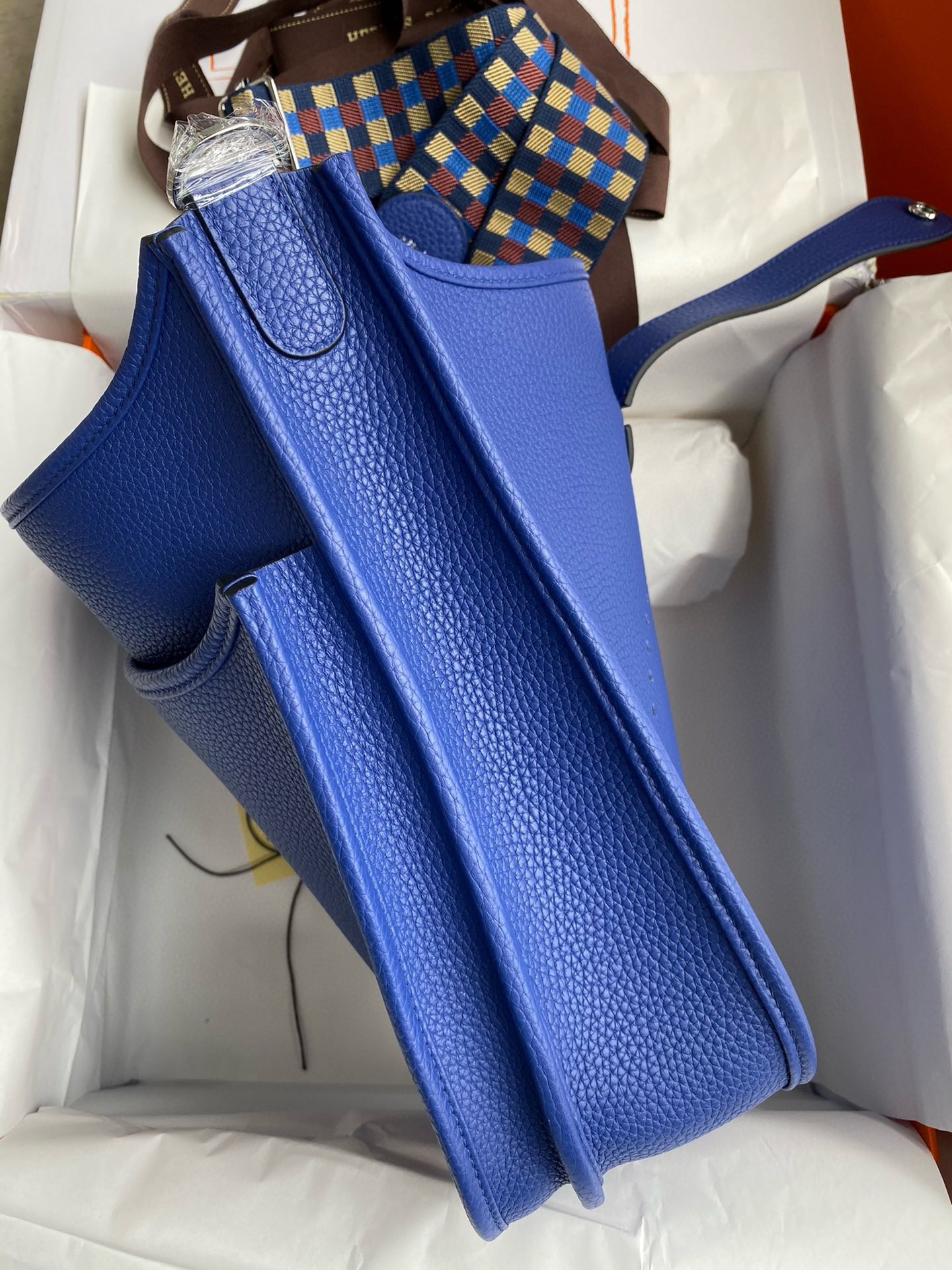H**mes evelyne iii pm 29 handmade bag in blue electric clemence leather