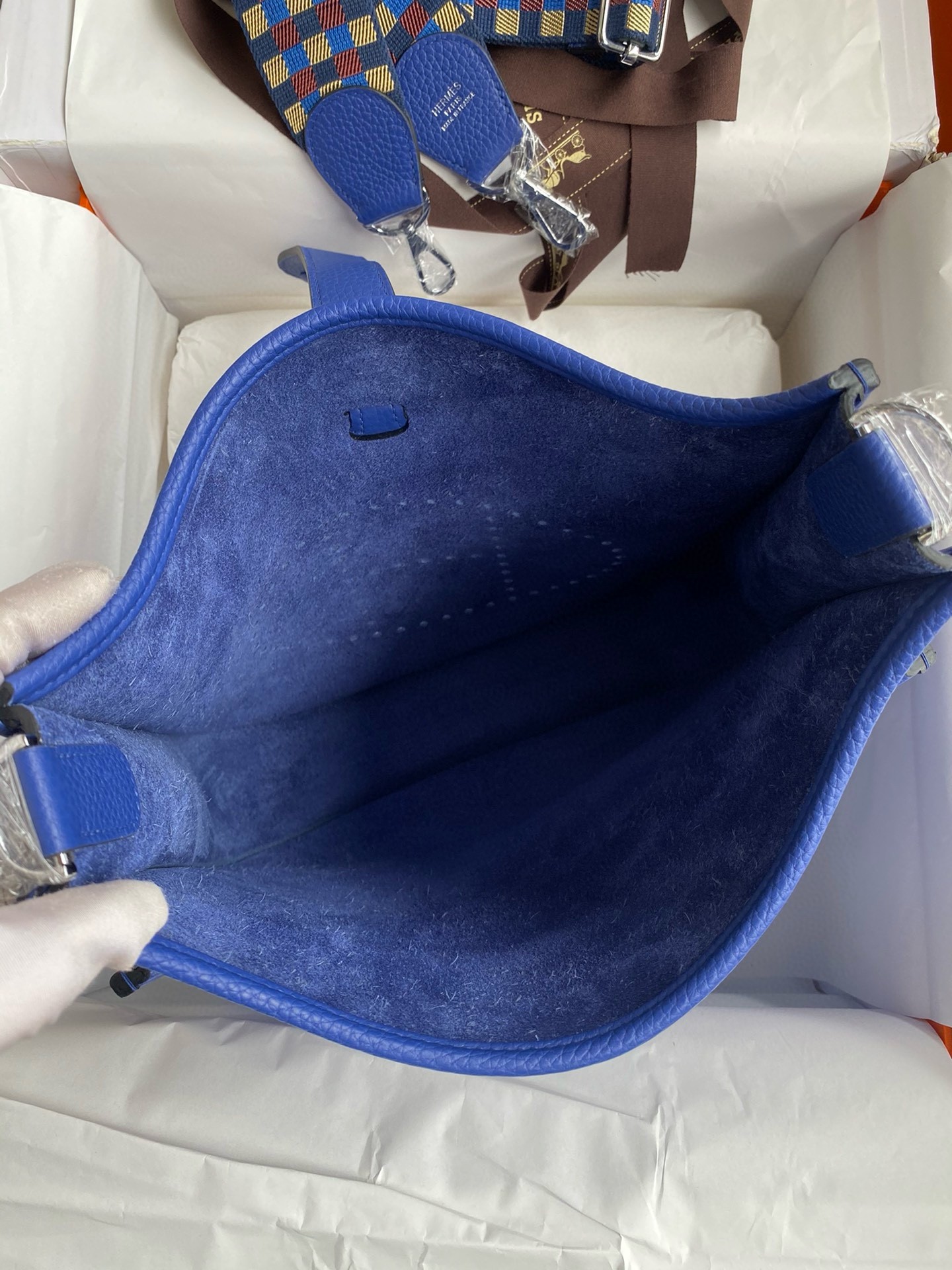 H**mes evelyne iii pm 29 handmade bag in blue electric clemence leather