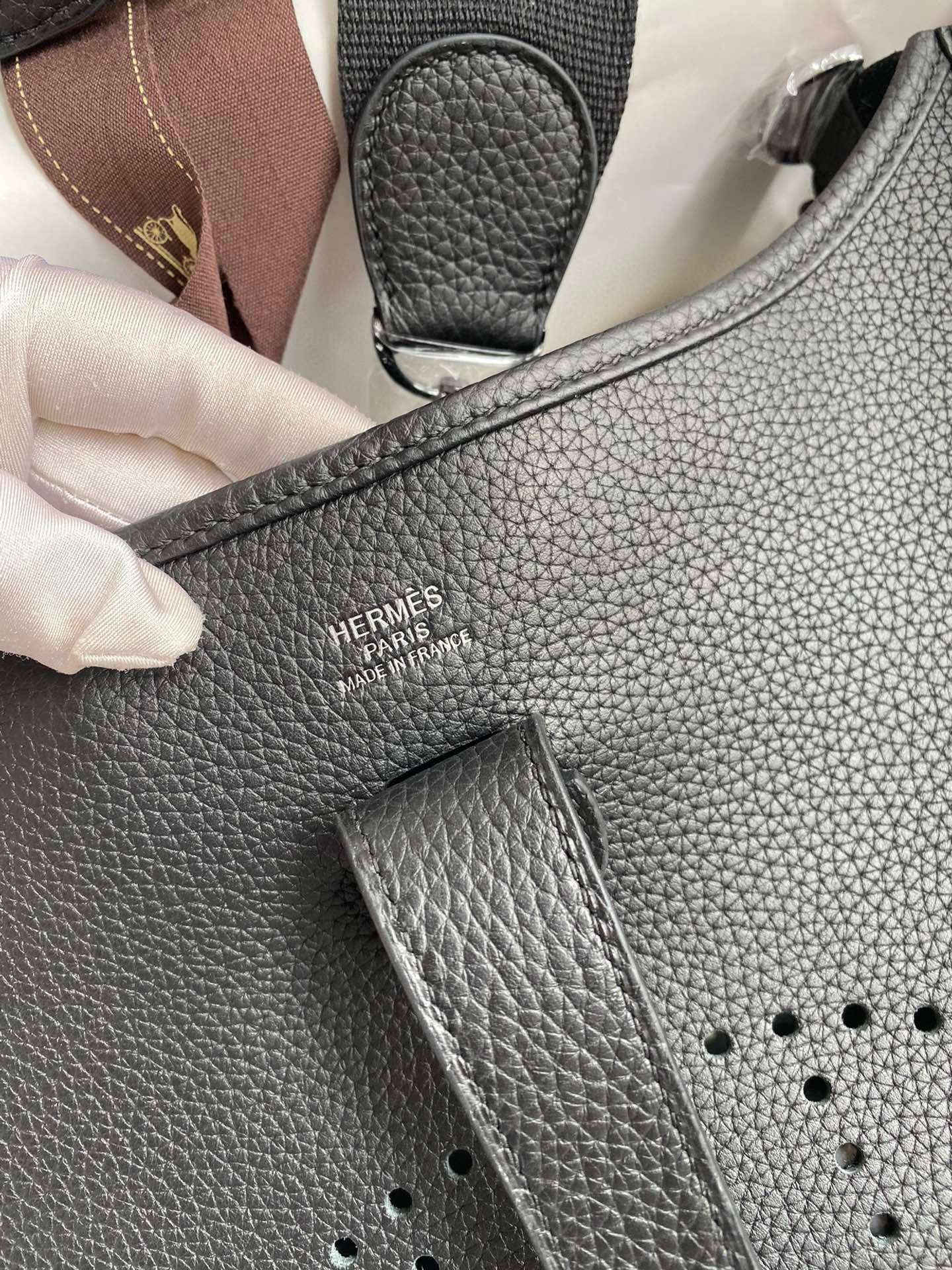 H**mes evelyne iii pm 29 handmade bag in black clemence leather