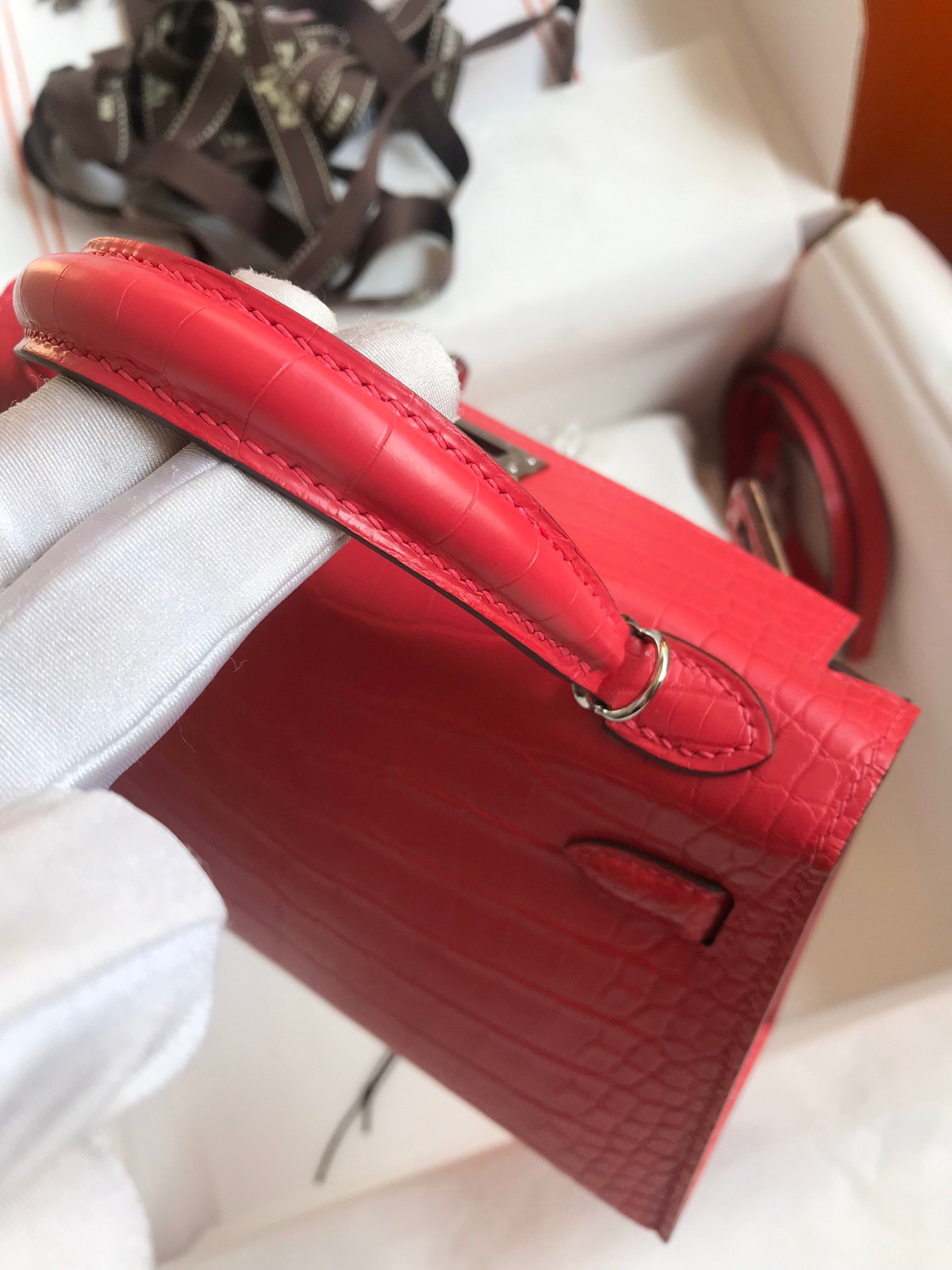 H**mes kelly mini ii sellier handmade bag in rose extreme matte alligator leather