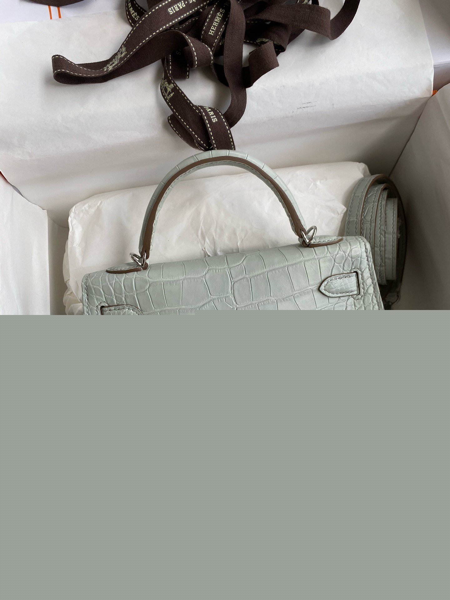 H**mes kelly mini ii sellier handmade bag in gris neve matte alligator leather