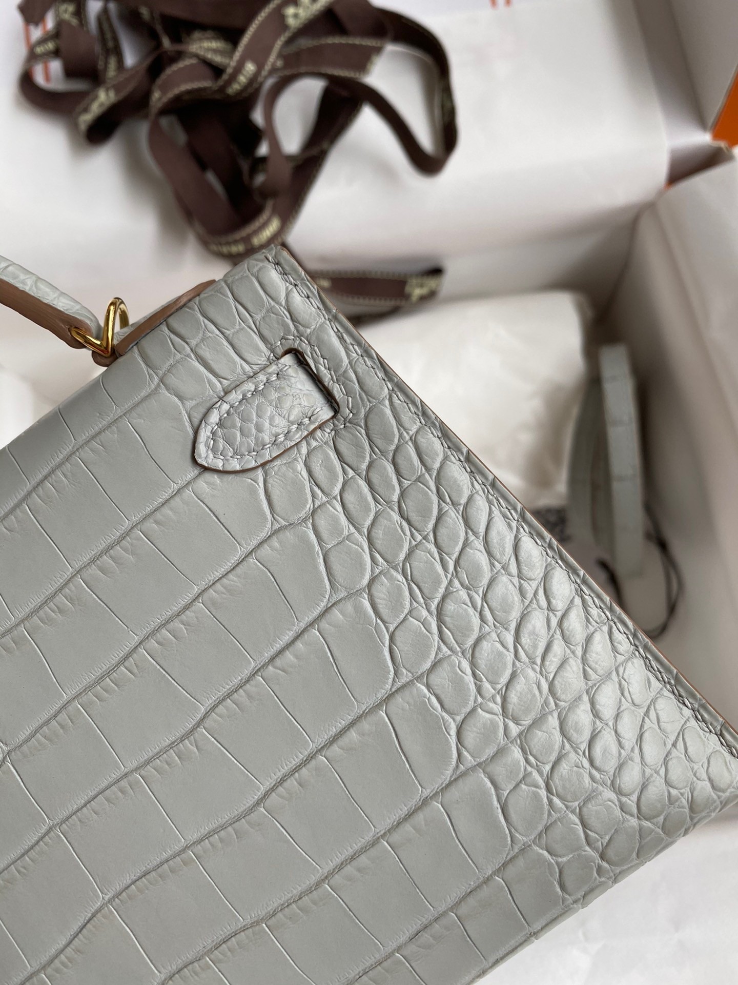 H**mes kelly mini ii sellier handmade bag in pearl grey matte alligator leather