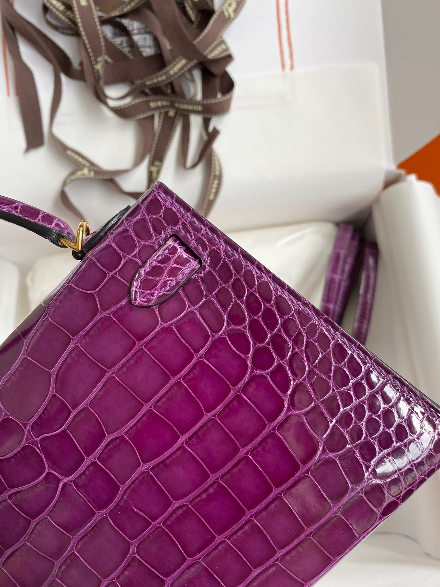 H**mes kelly mini ii sellier handmade bag in purple shiny alligator leather