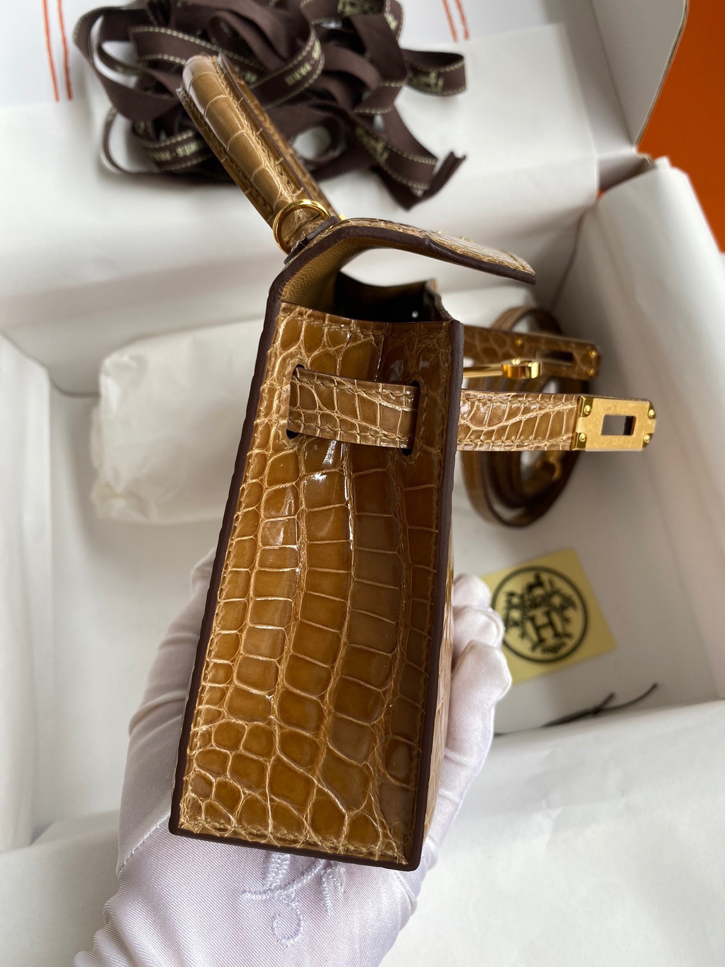 H**mes kelly mini ii sellier handmade bag in ficelle shiny alligator leather