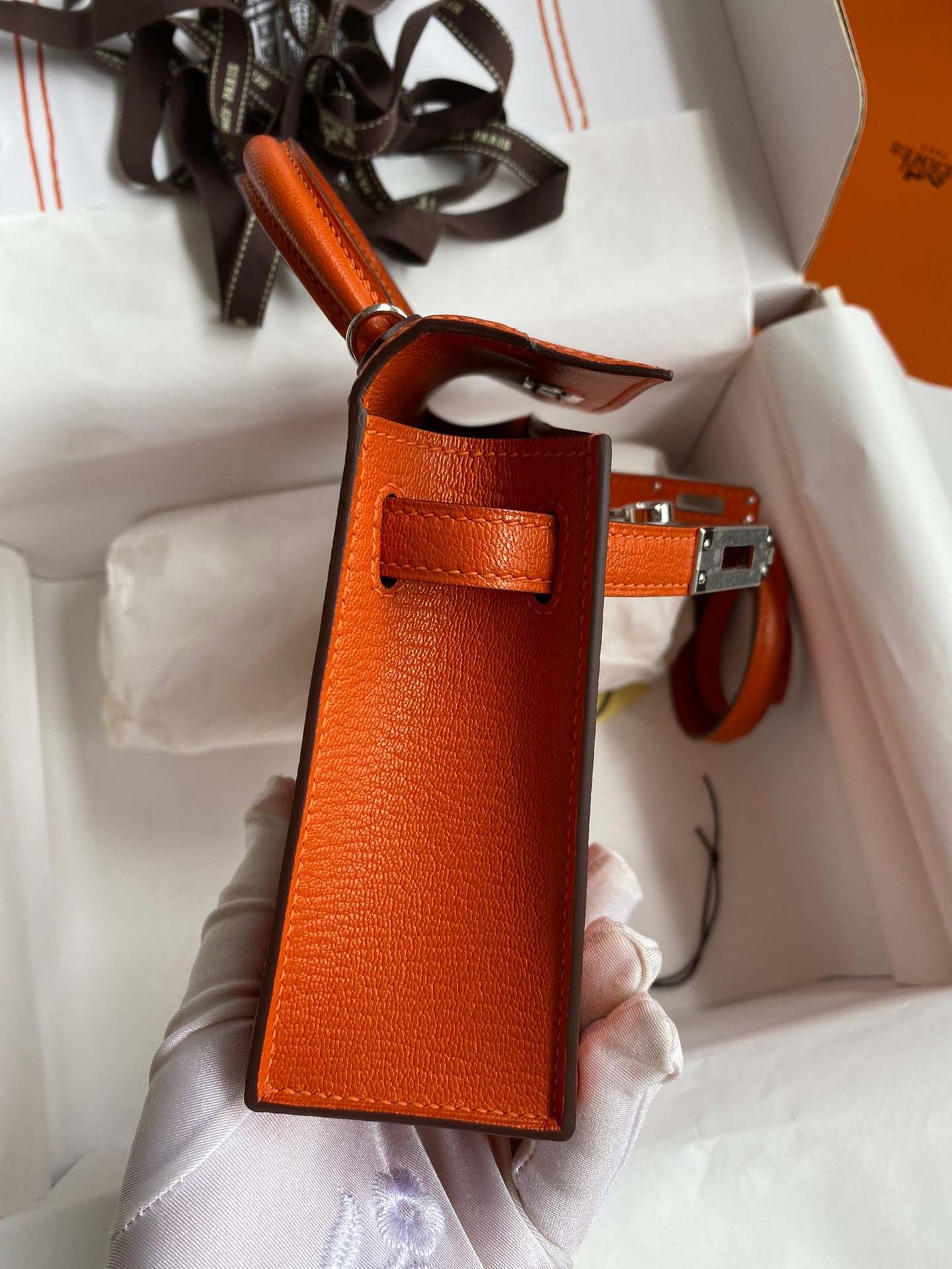 H**mes kelly mini ii sellier handmade bag in orange chevre mysore leather