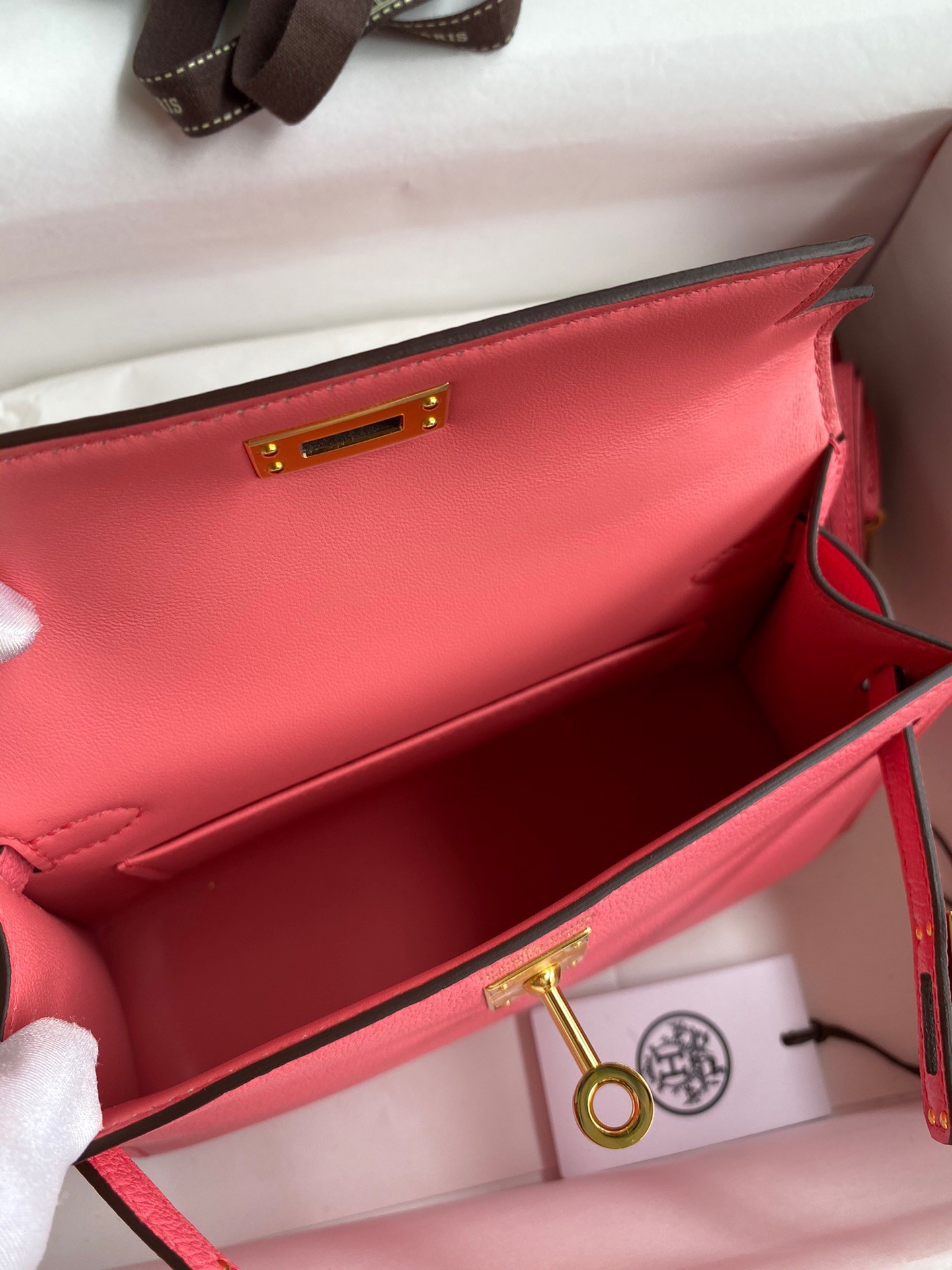 H**mes kelly mini ii sellier handmade bag in rose lipstick chevre mysore leather
