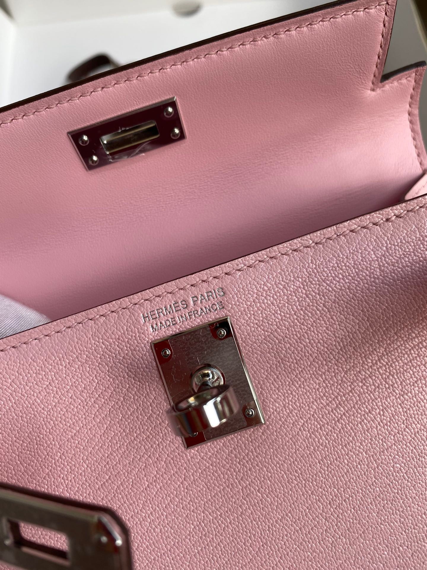 H**mes kelly mini ii sellier handmade bag in rose sakura chevre mysore leather