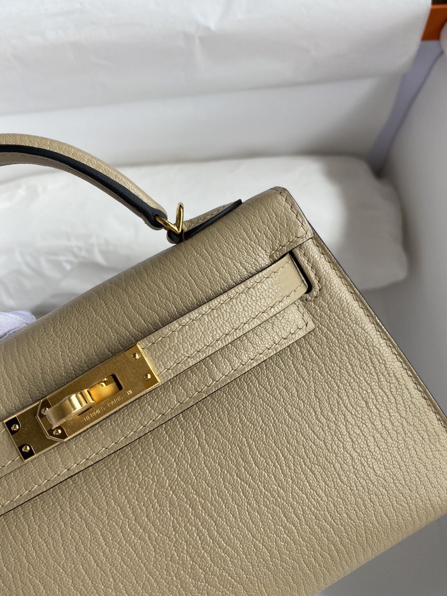 H**mes kelly mini ii sellier handmade bag in trench chevre mysore leather