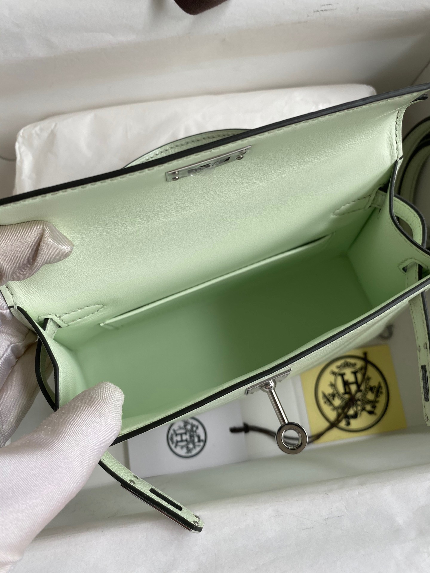 H**mes kelly mini ii sellier handmade bag in vert fizz chevre mysore leather
