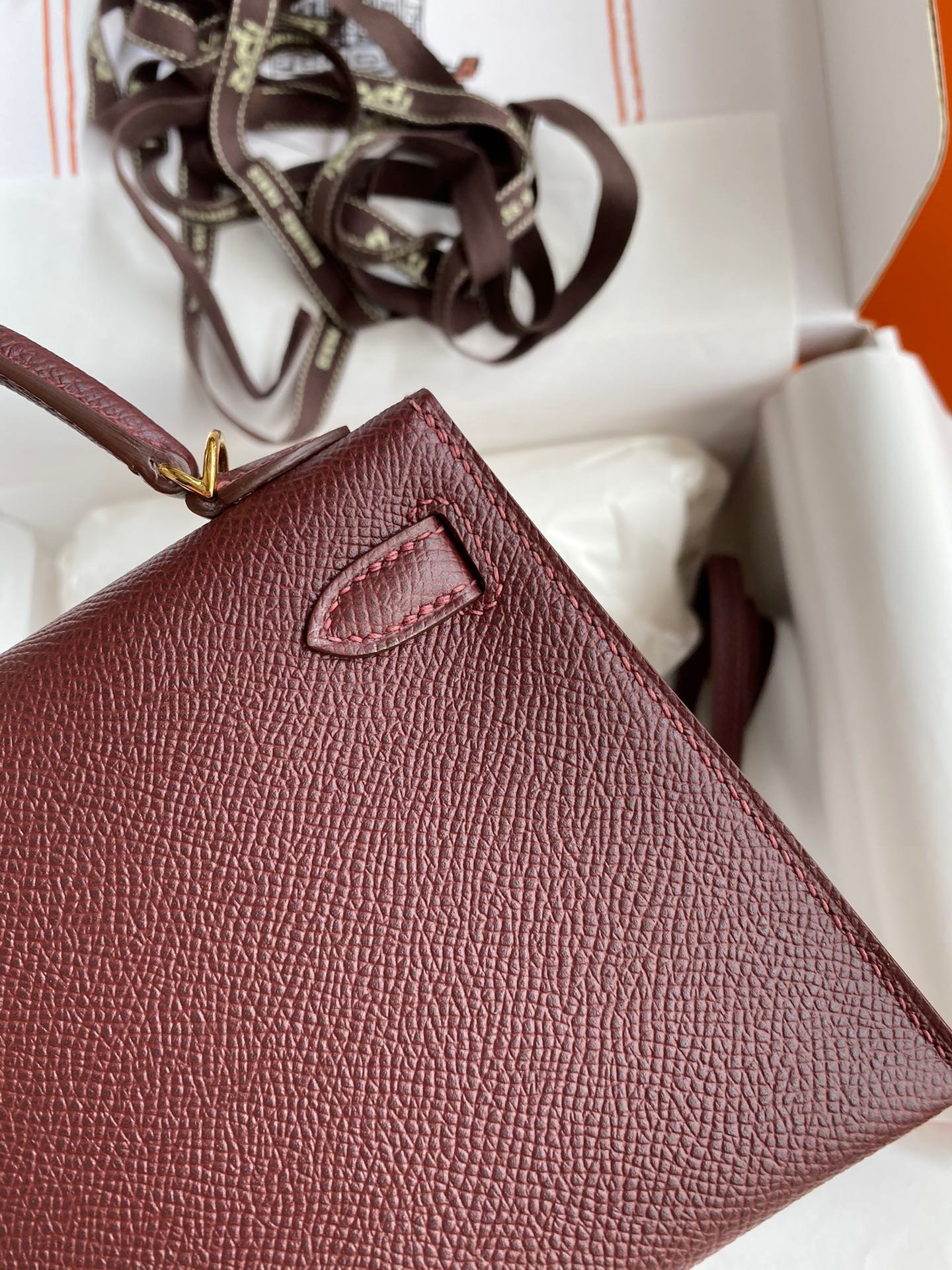 H**mes kelly mini ii sellier handmade bag in bordeaux epsom calfskin