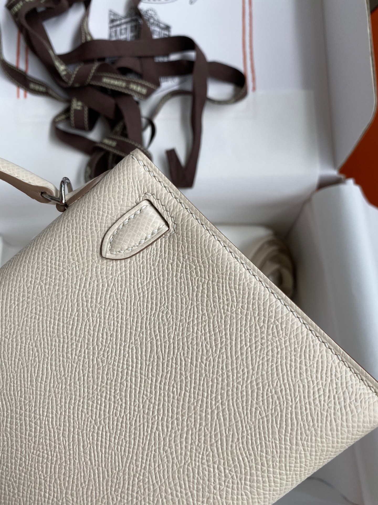 H**mes kelly mini ii sellier handmade bag in craie epsom calfskin