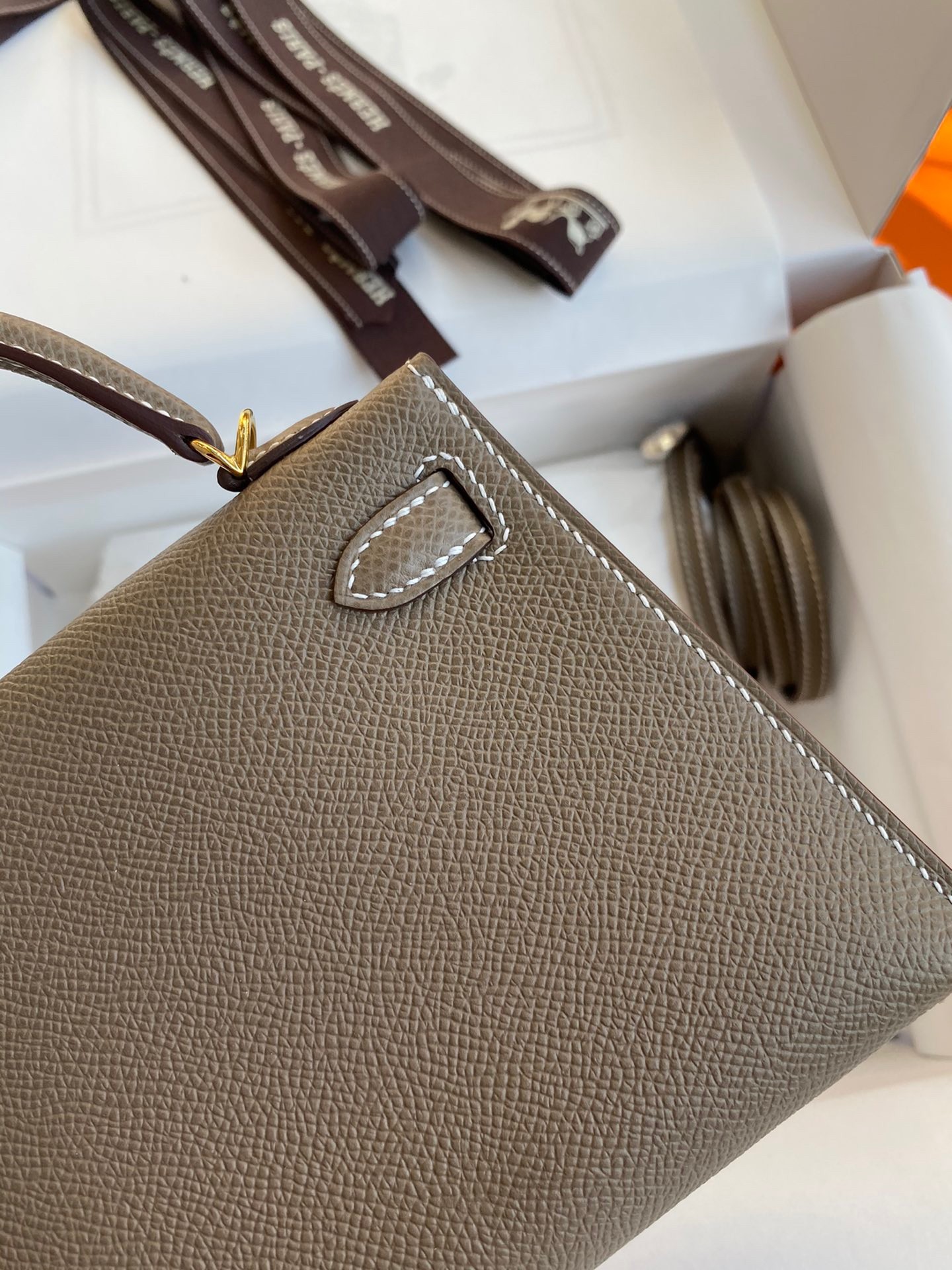 H**mes kelly mini ii sellier handmade bag in taupe epsom calfskin