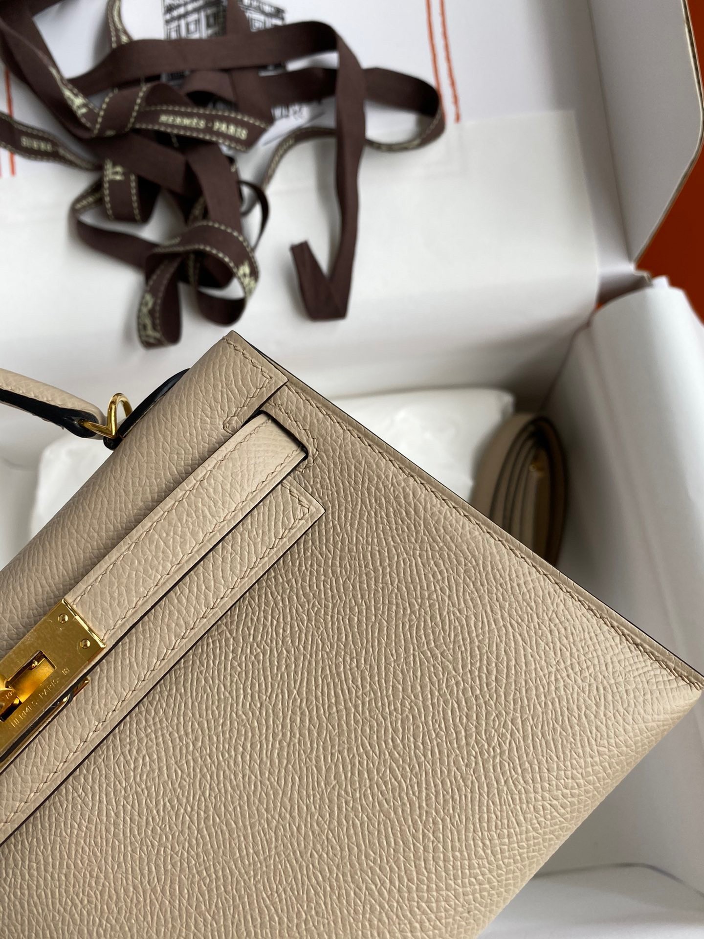 H**mes kelly mini ii sellier handmade bag in trench epsom calfskin