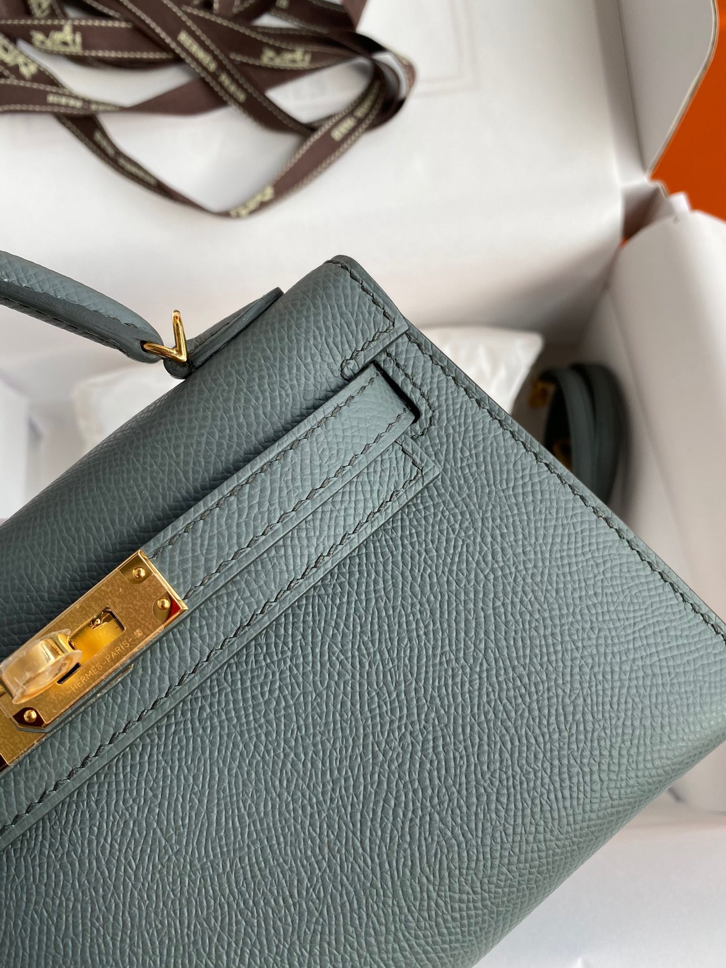 H**mes kelly mini ii sellier handmade bag in vert amande epsom calfskin