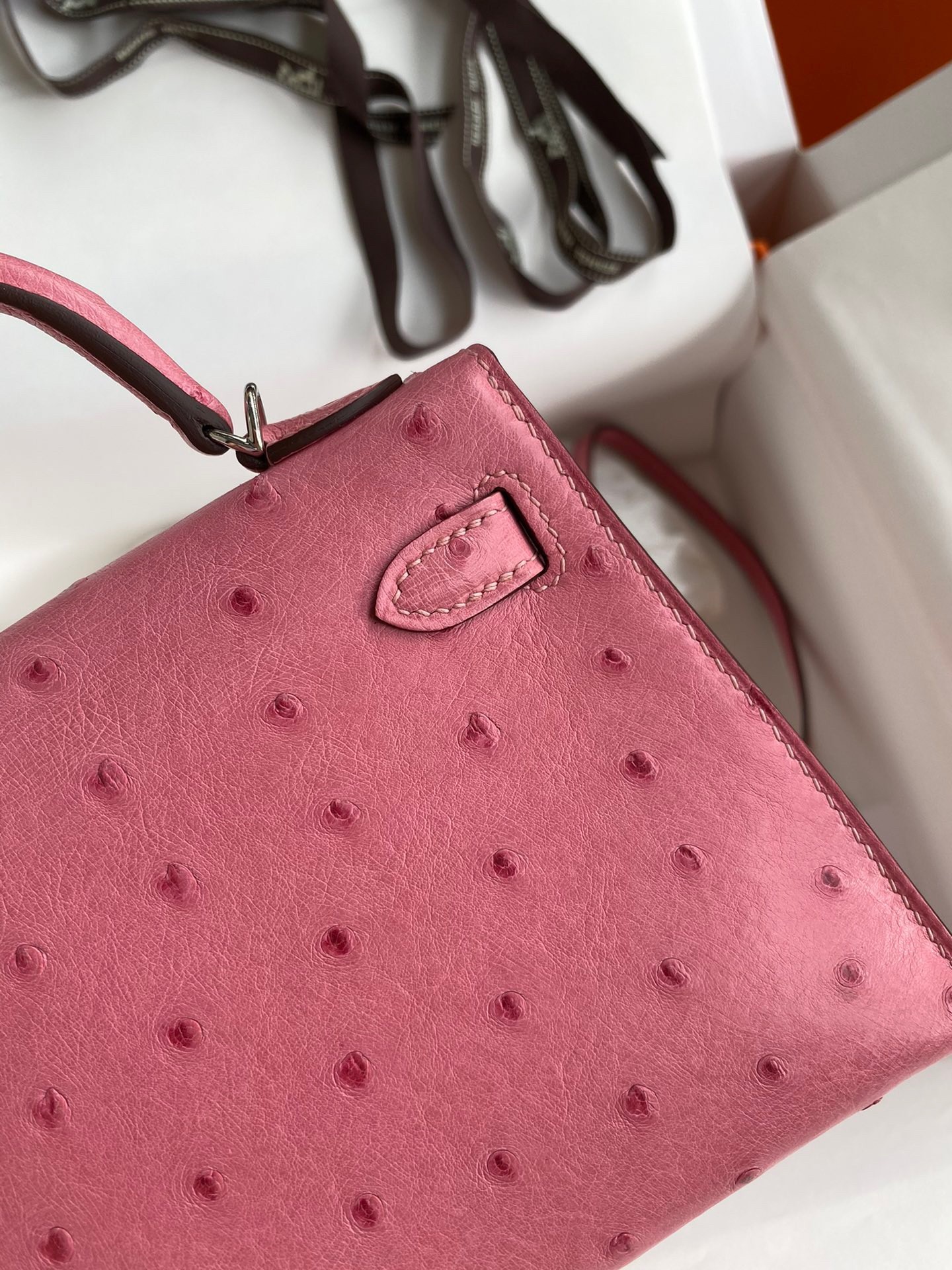 H**mes kelly mini ii sellier handmade bag in bubblegum ostrich leather