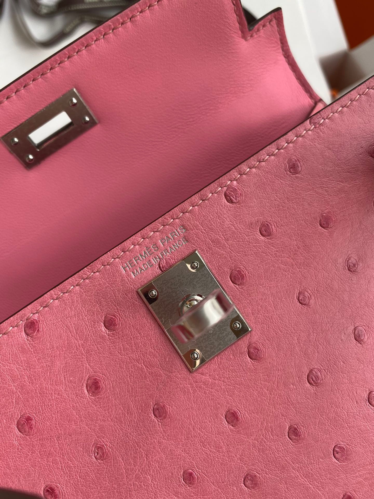 H**mes kelly mini ii sellier handmade bag in bubblegum ostrich leather