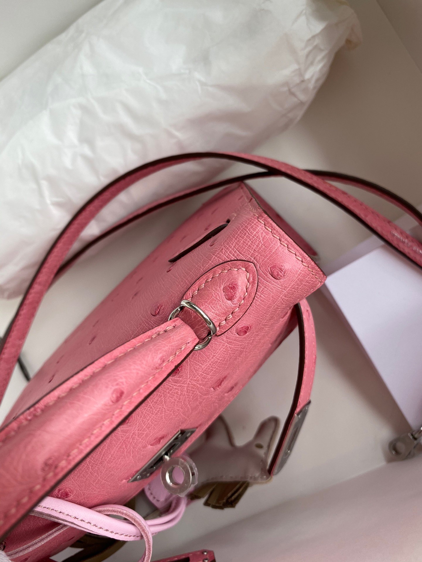 H**mes kelly mini ii sellier handmade bag in bubblegum ostrich leather