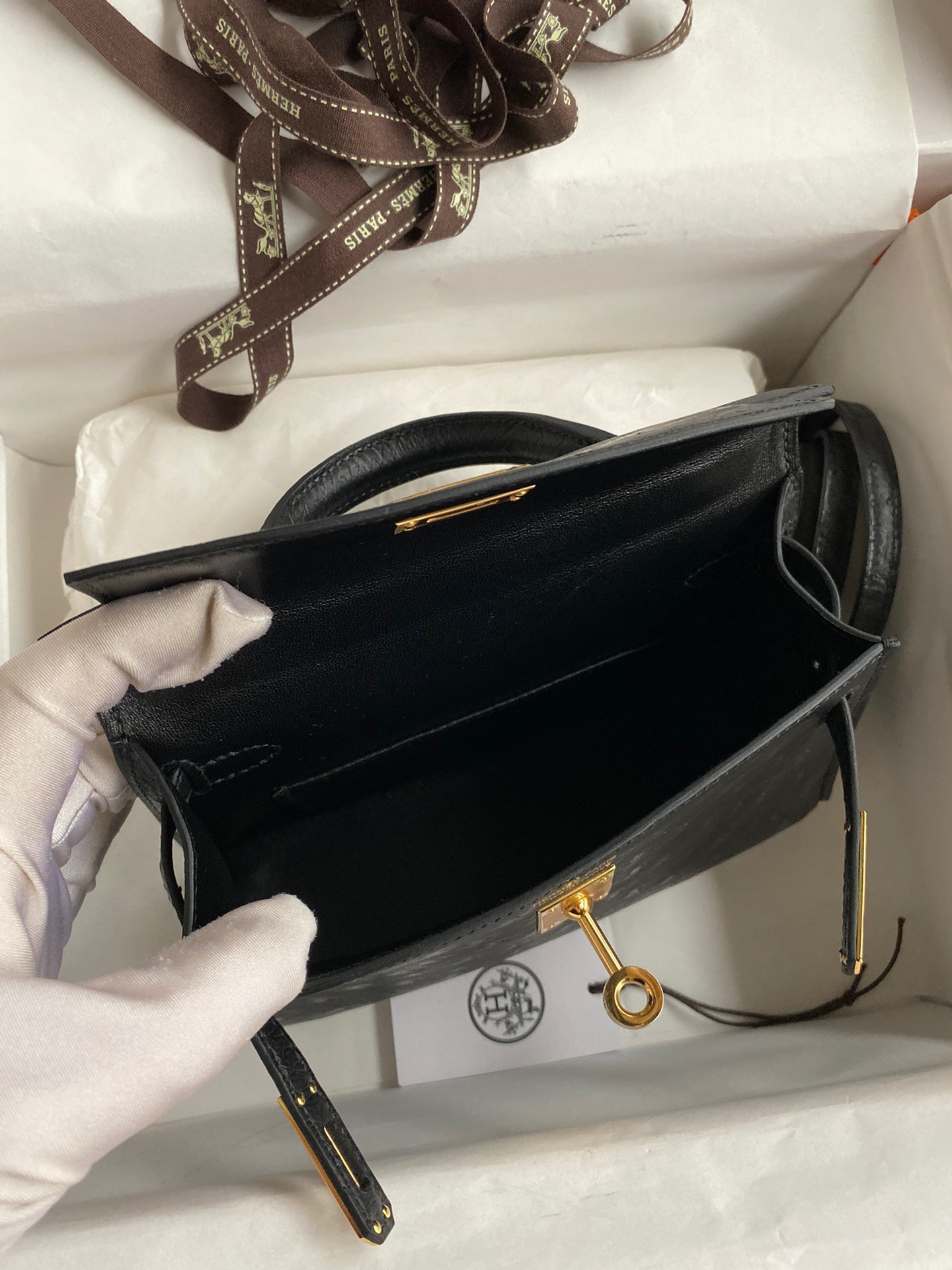 H**mes kelly mini ii sellier handmade bag in black ostrich leather